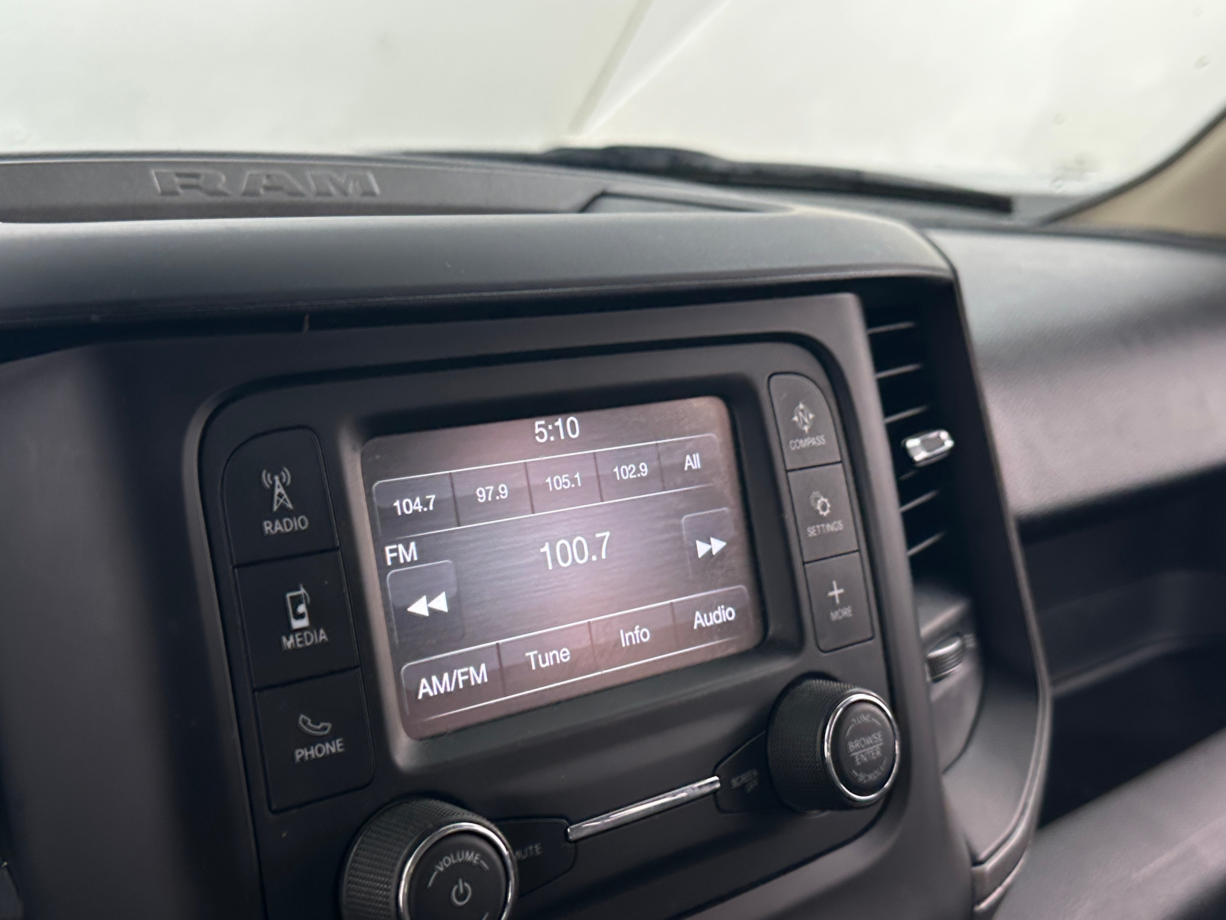 2020 RAM 1500 Tradesman 4