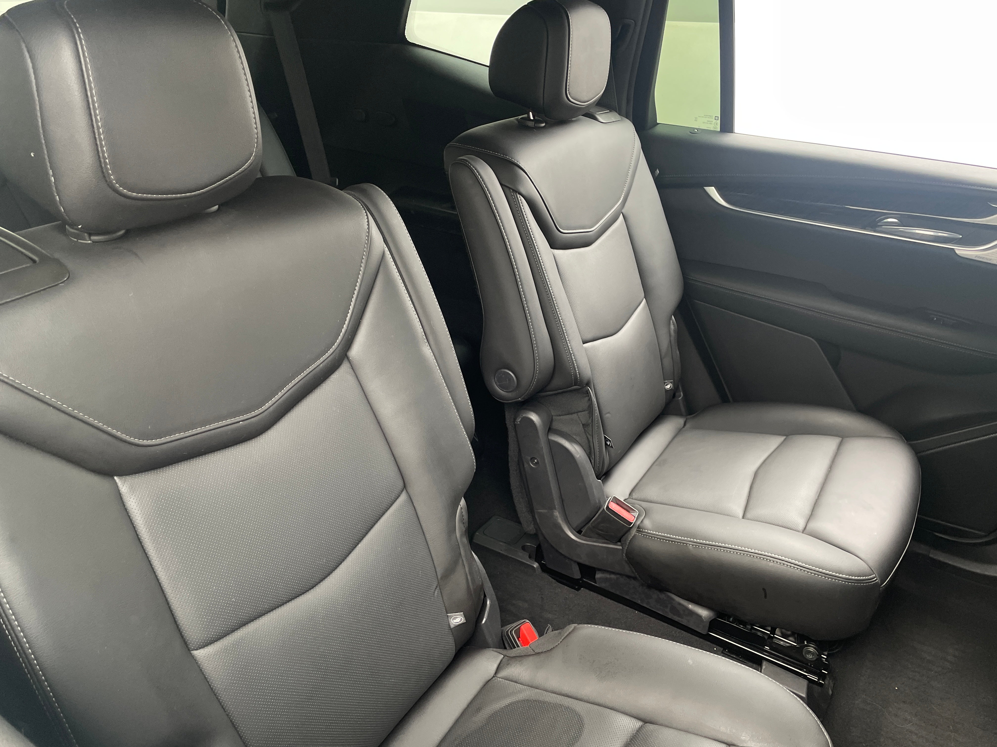 2022 Cadillac XT6 Premium Luxury 5