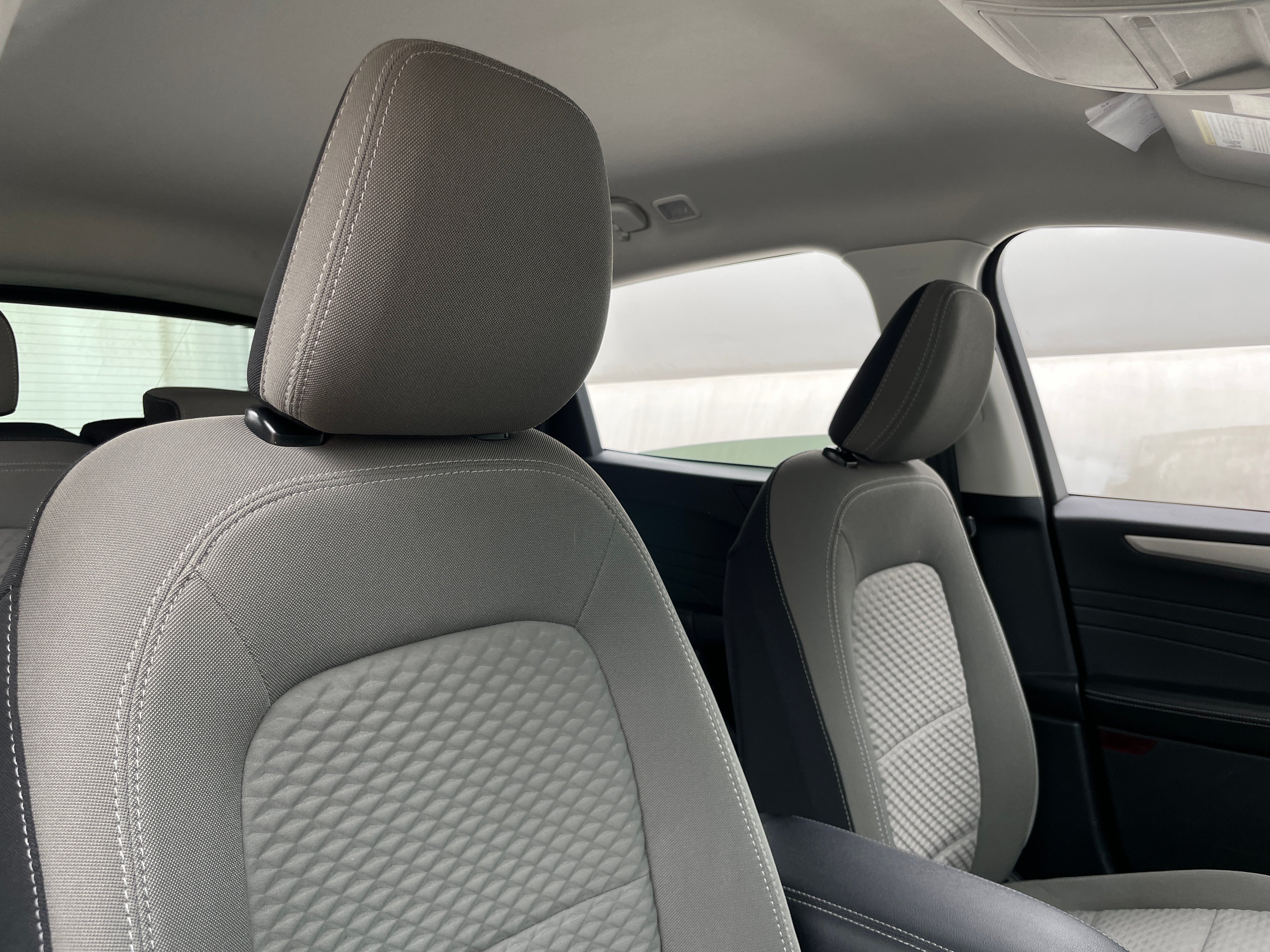 2021 Ford Escape SE Sport Hybrid 2