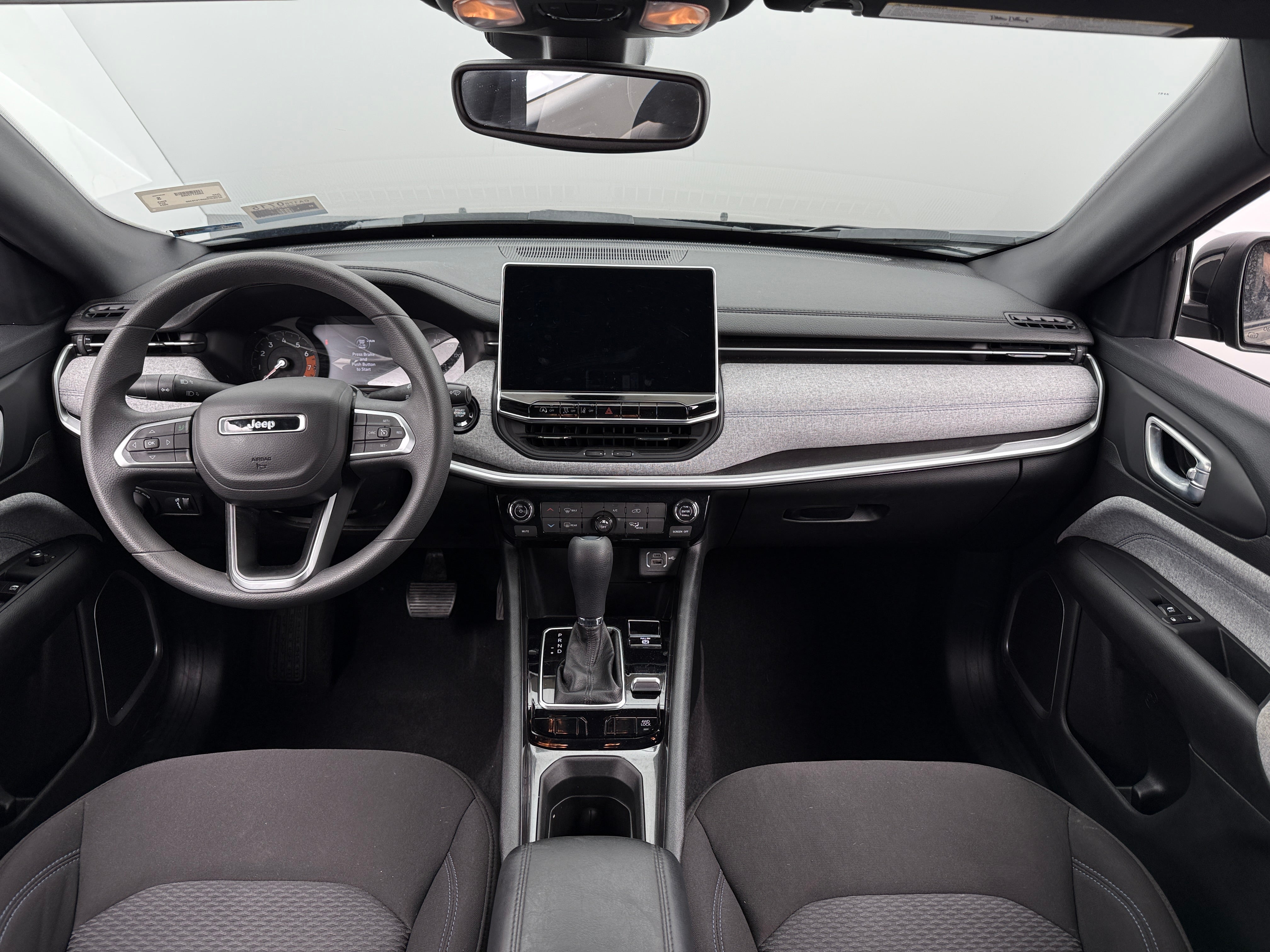2024 Jeep Compass Sport 3