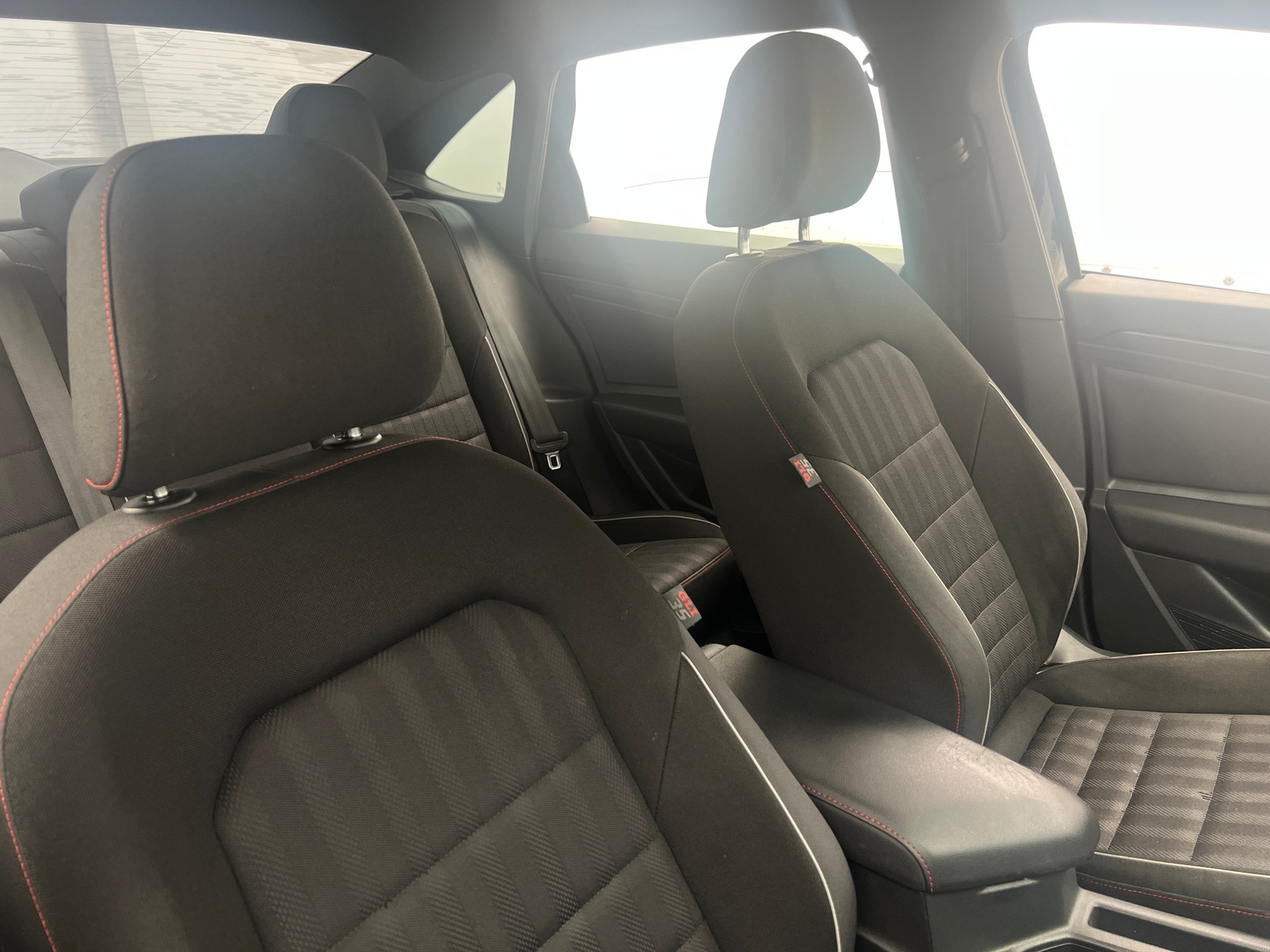 Thumbnail: 2019 Volkswagen Jetta - 2