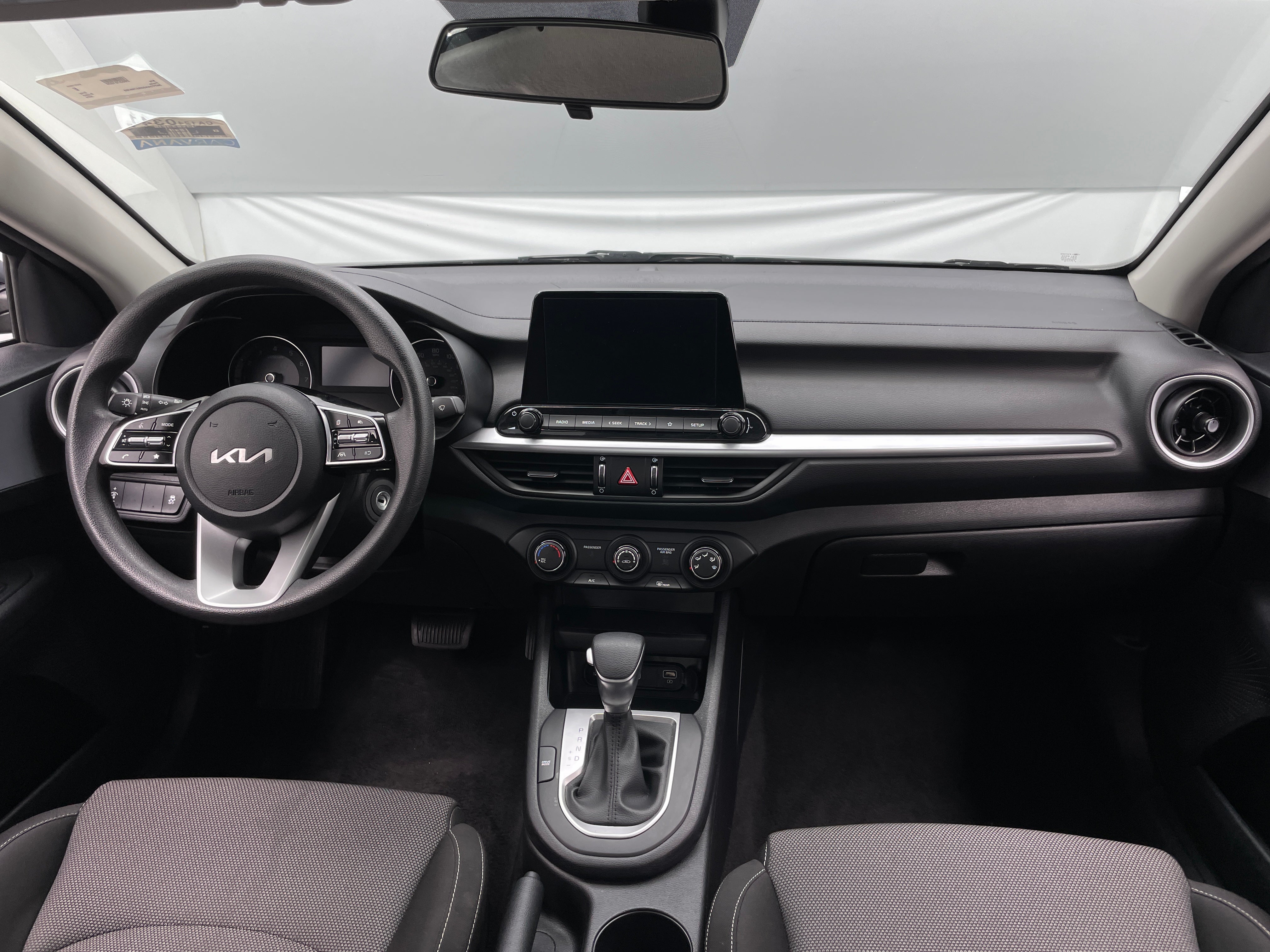 2024 Kia Forte LXS 3