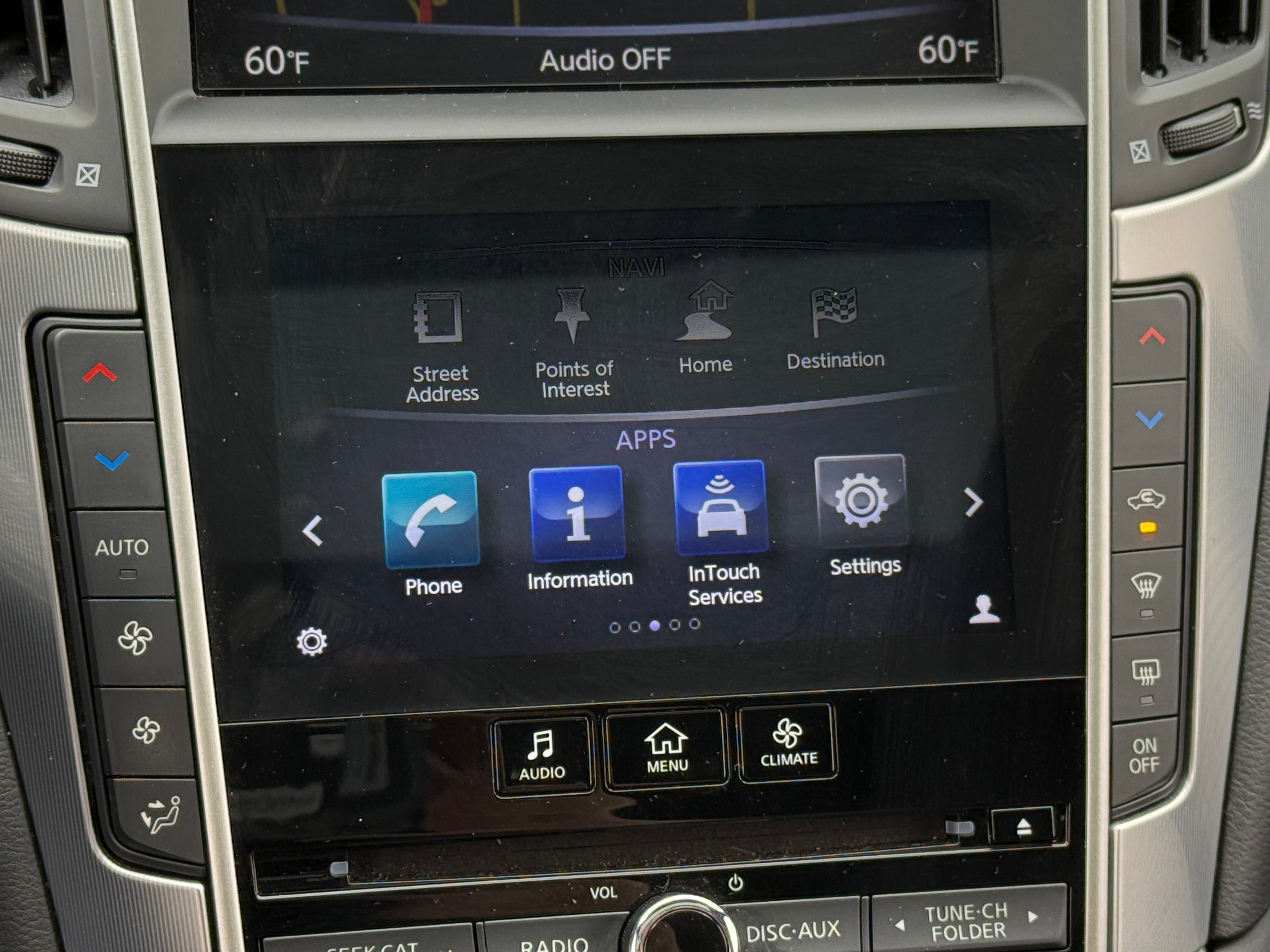 2018 INFINITI Q60 Luxe 3