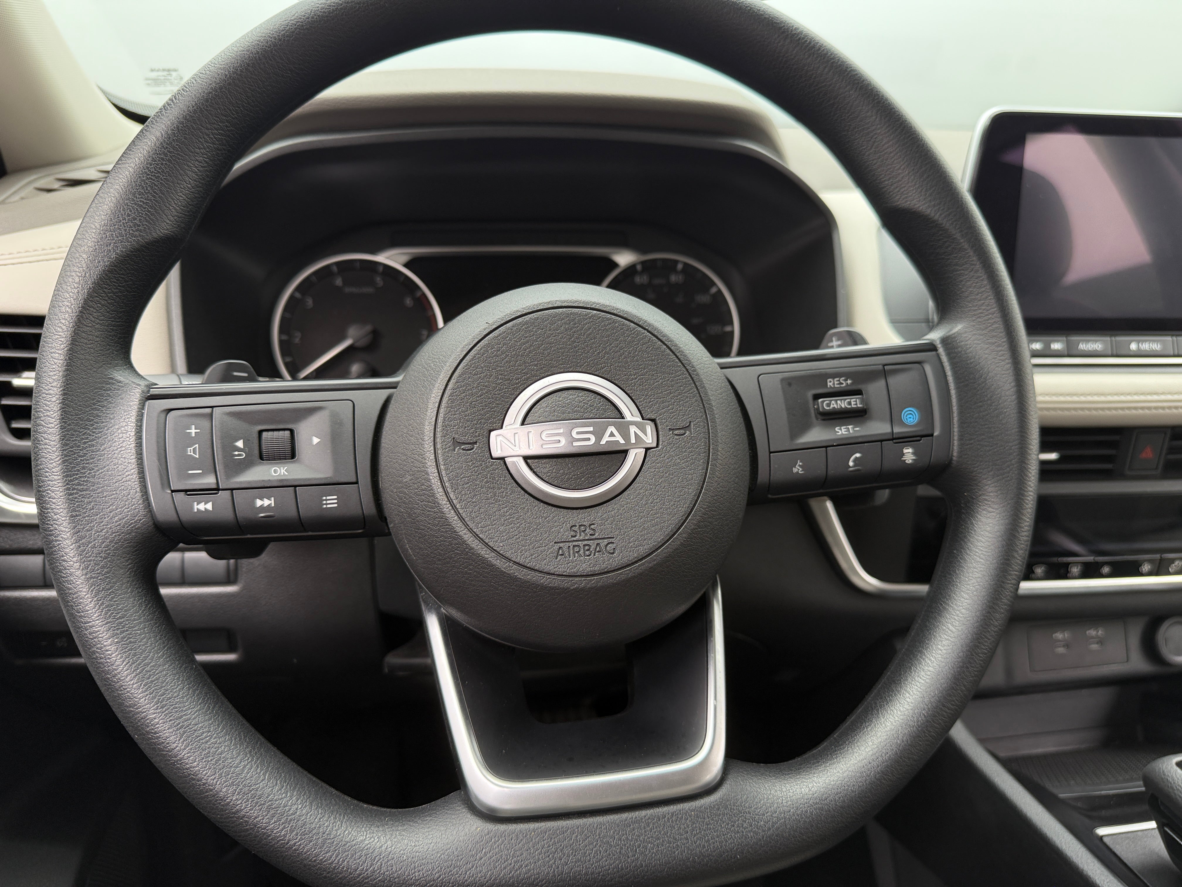 2024 Nissan Rogue SV 5
