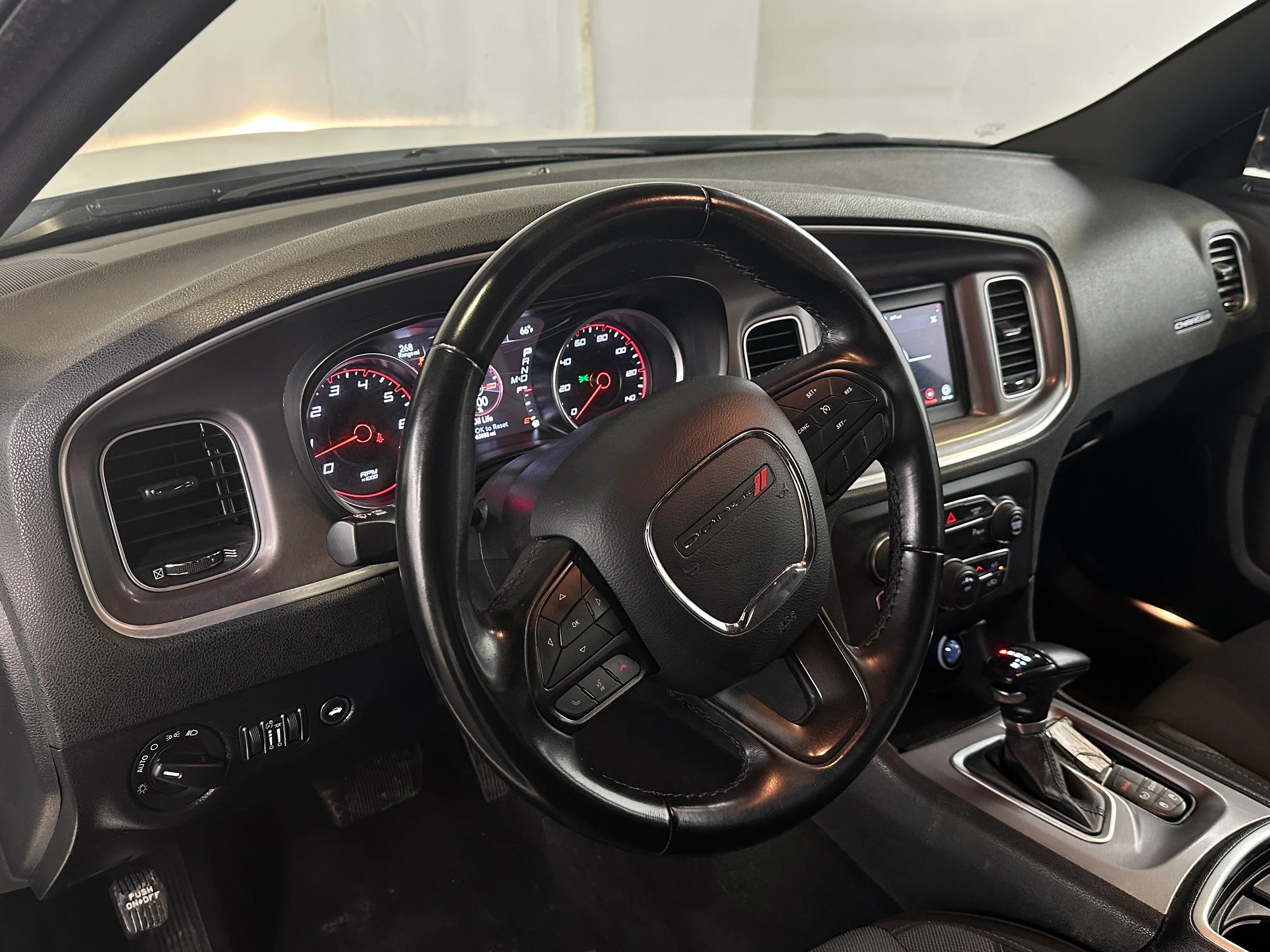 2022 Dodge Charger SXT 3