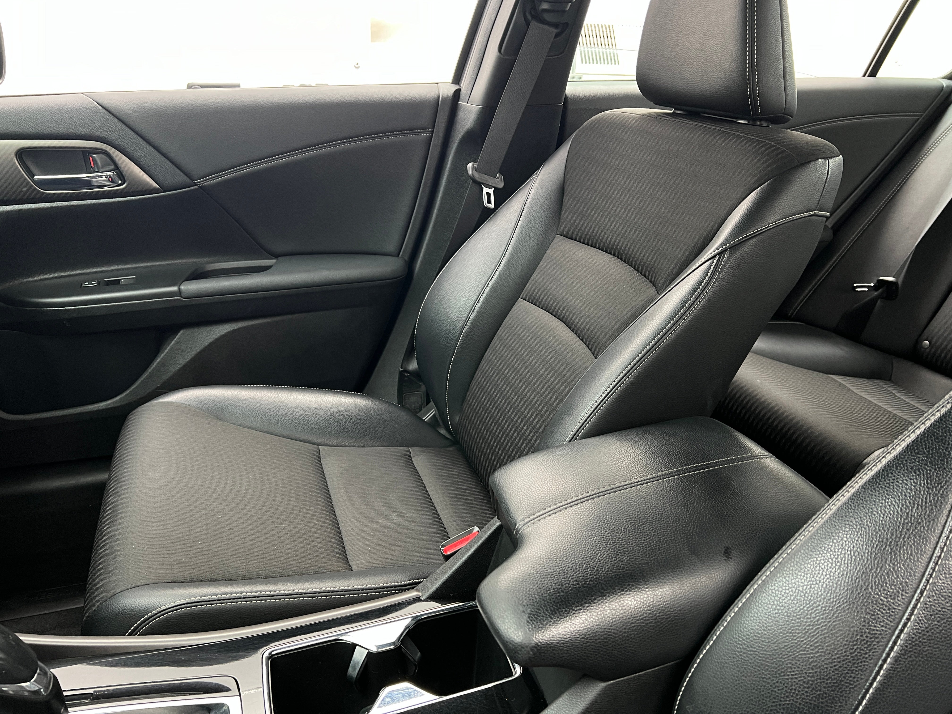 2016 Honda Accord Sport 2