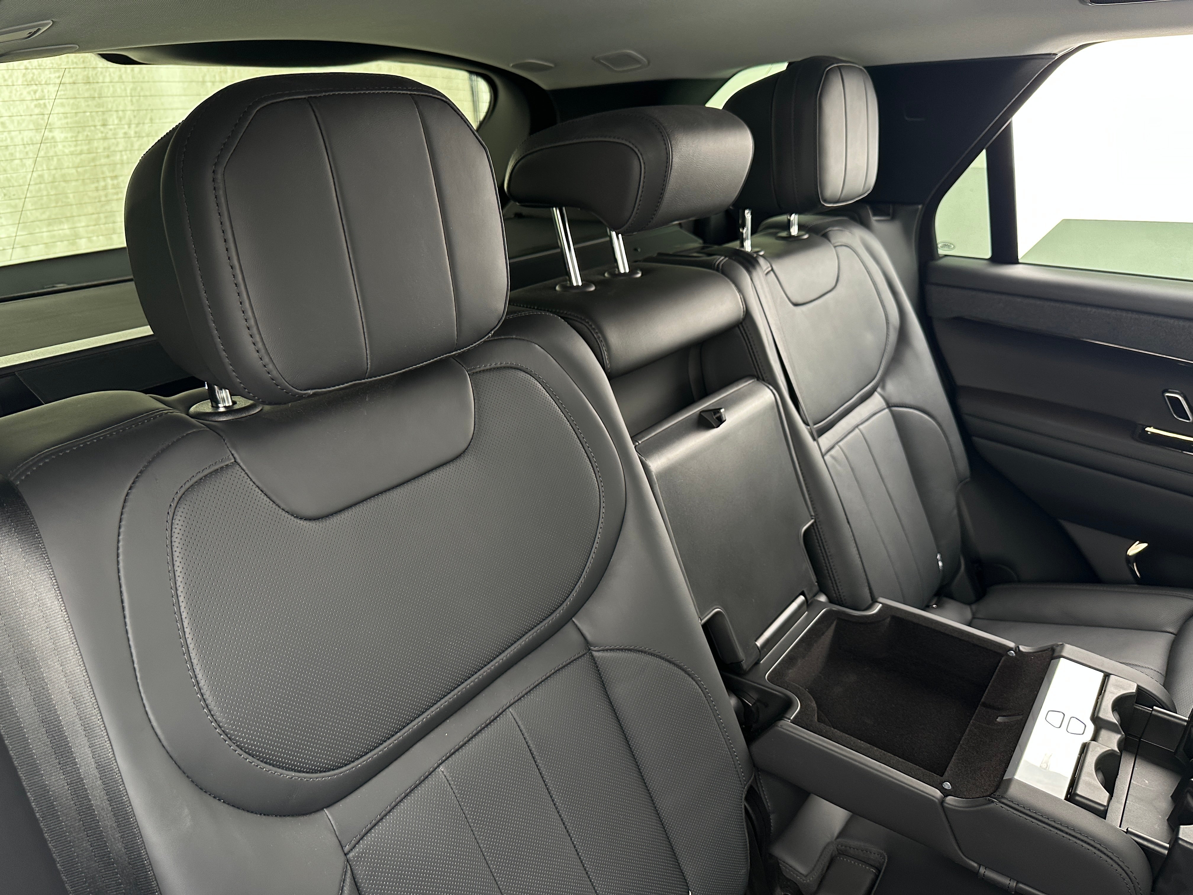 2023 Land Rover Range Rover Sport SE 5