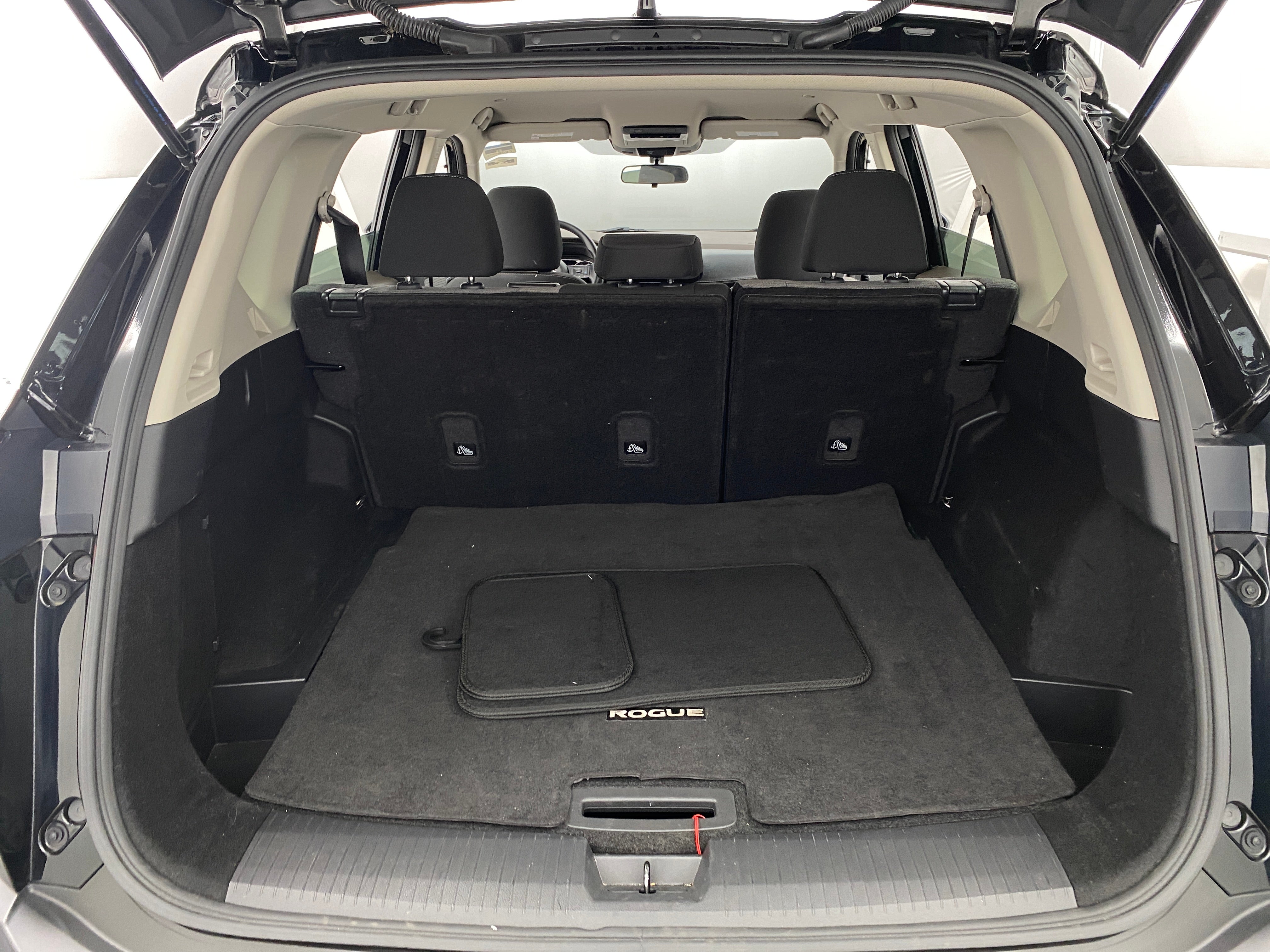 2023 Nissan Rogue SV 7