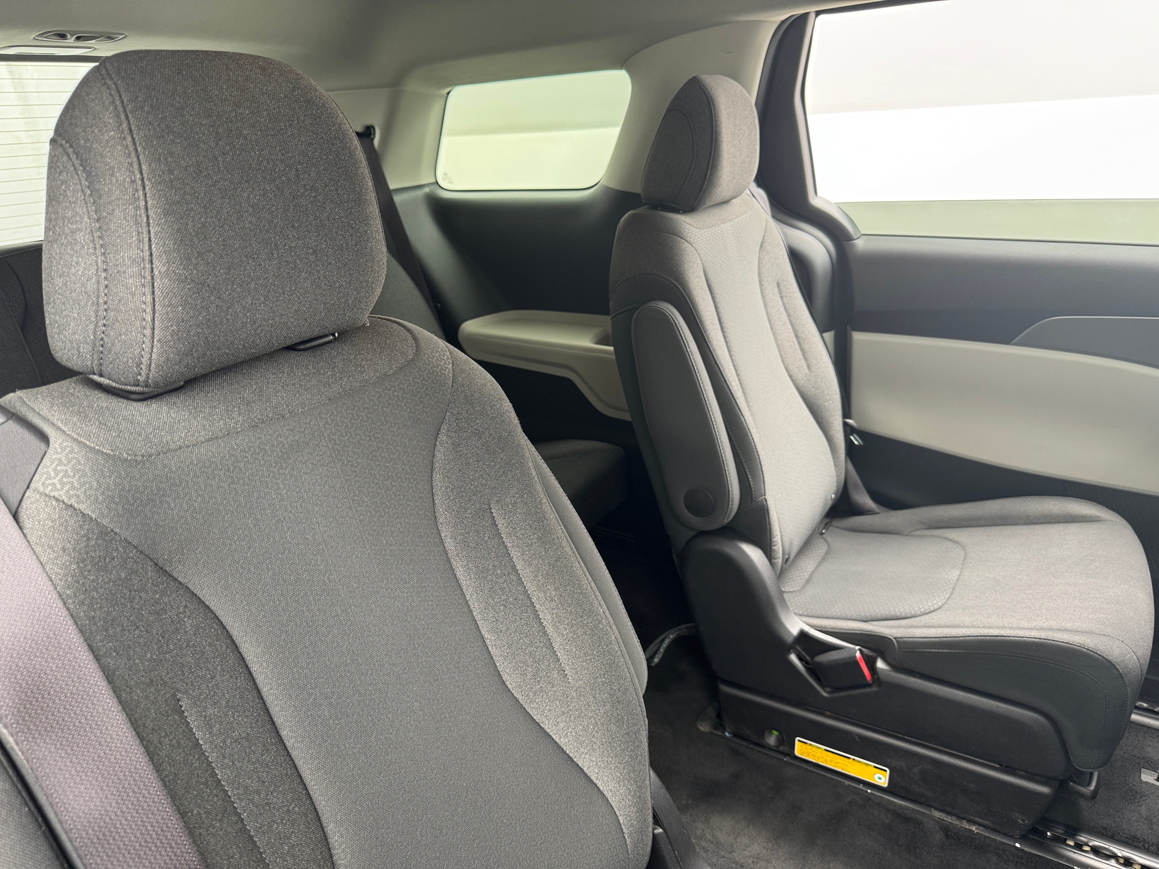2022 Kia Carnival LX 6