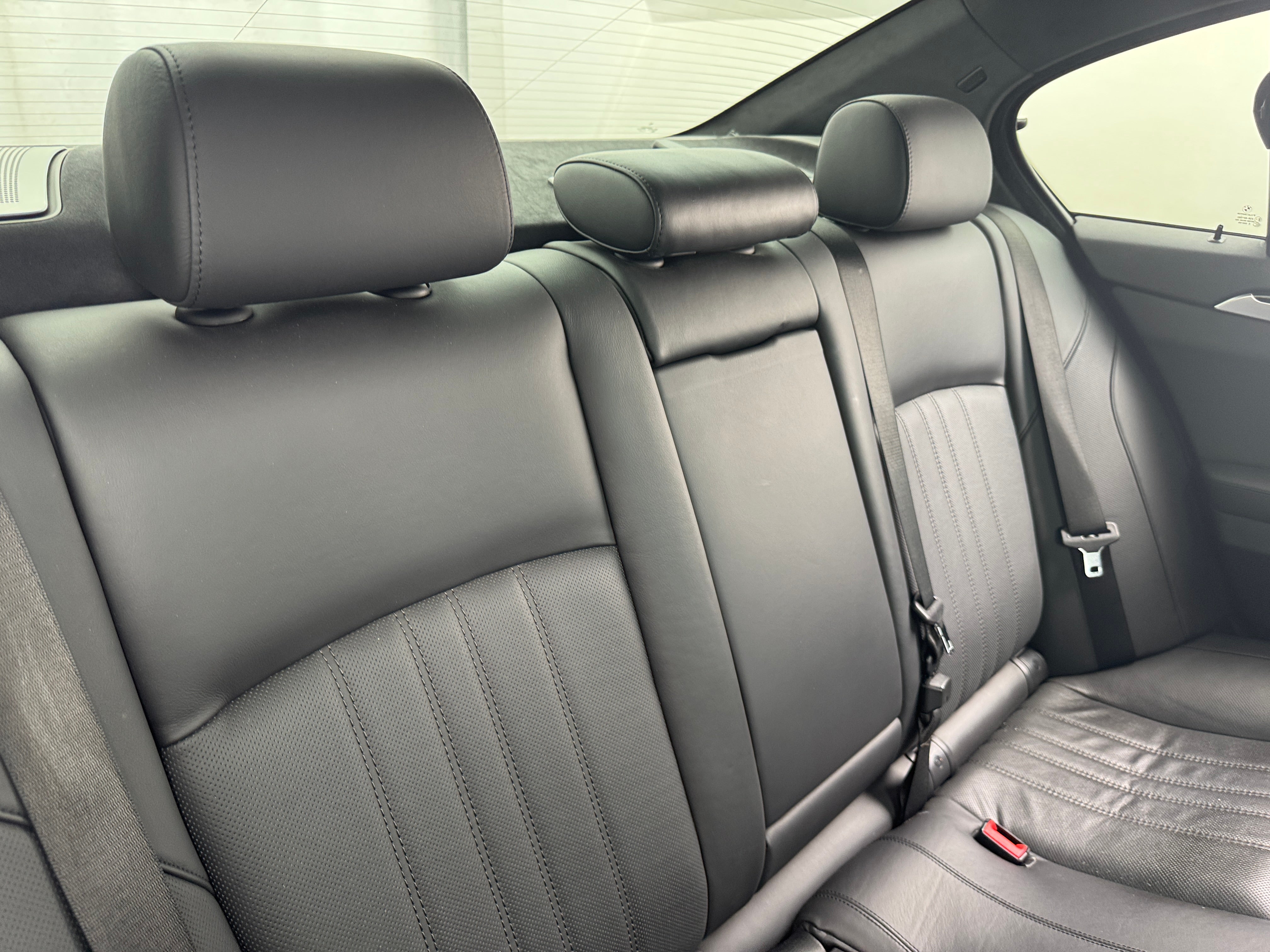 2013 BMW M5 Base 5