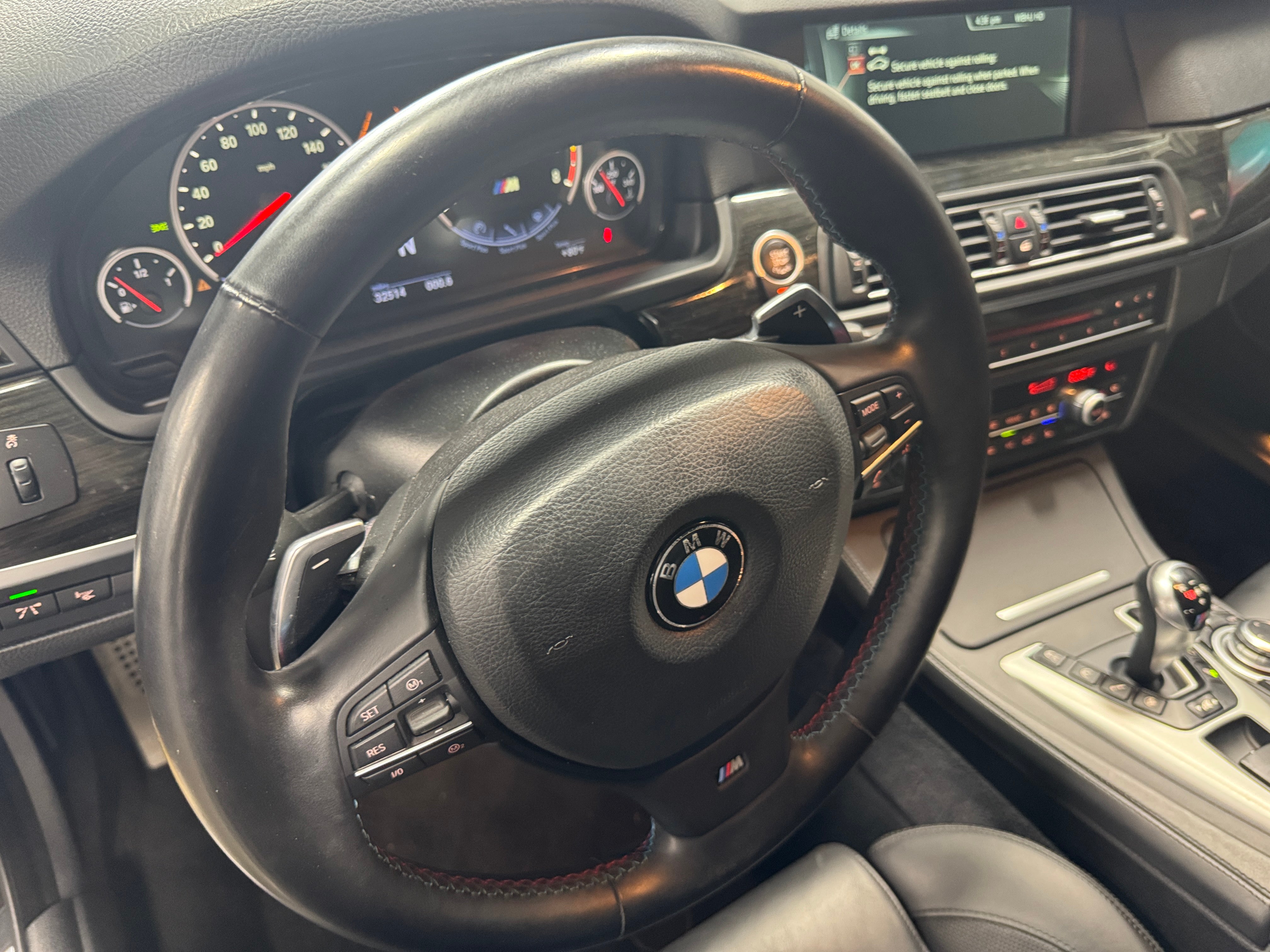 2013 BMW M5 Base 4