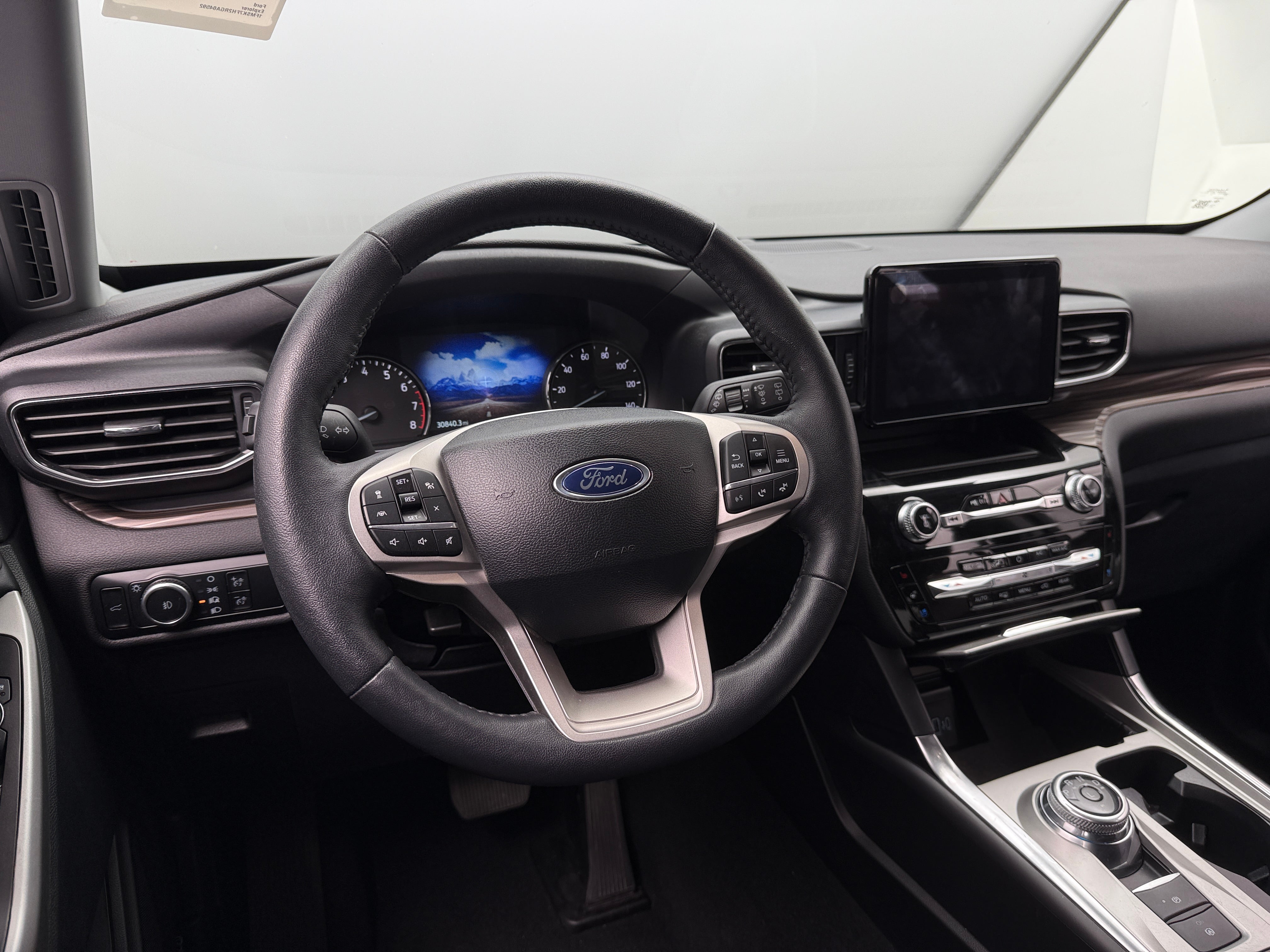 2024 Ford Explorer Limited 4