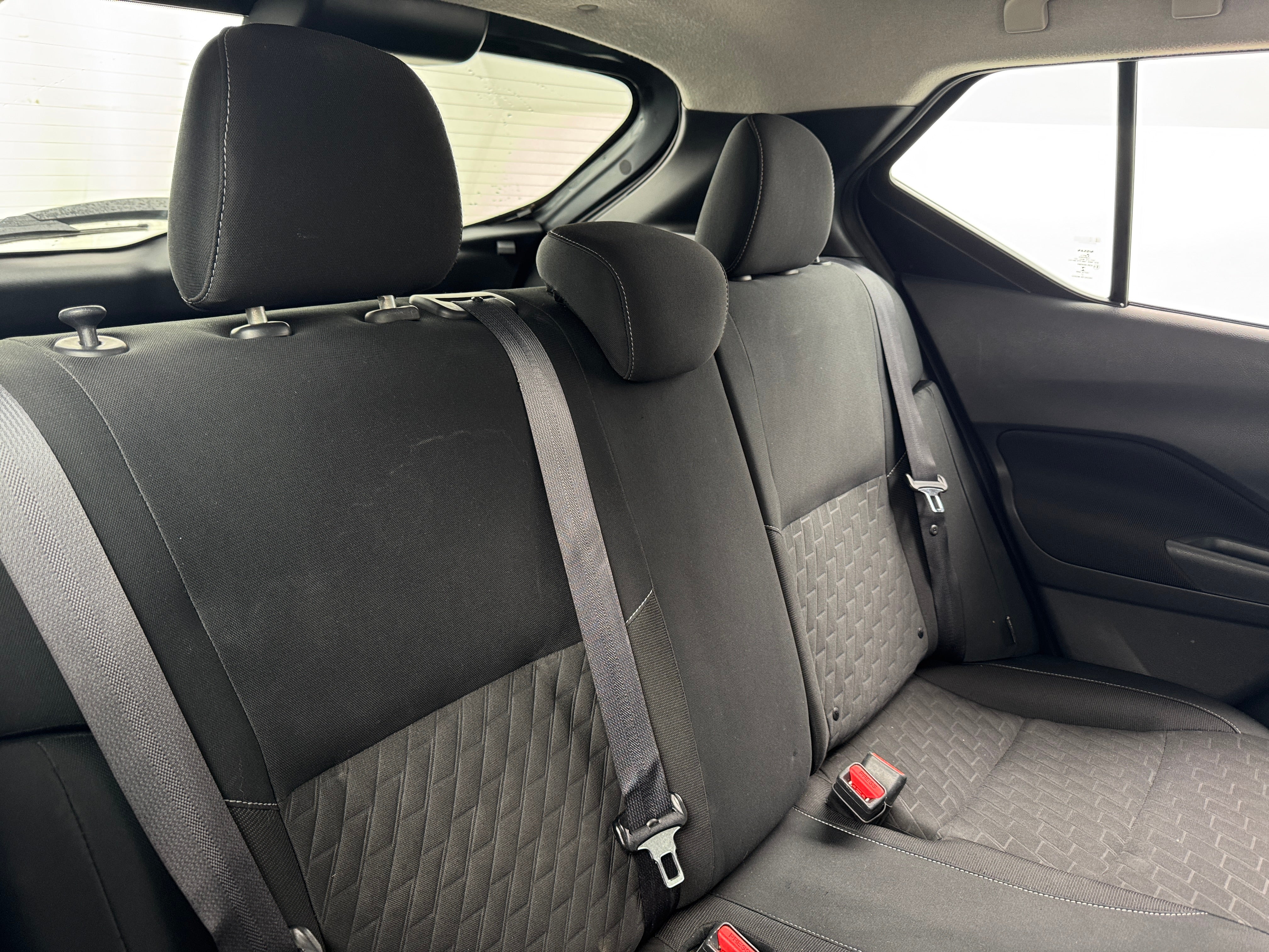 2021 Nissan Kicks SV 6
