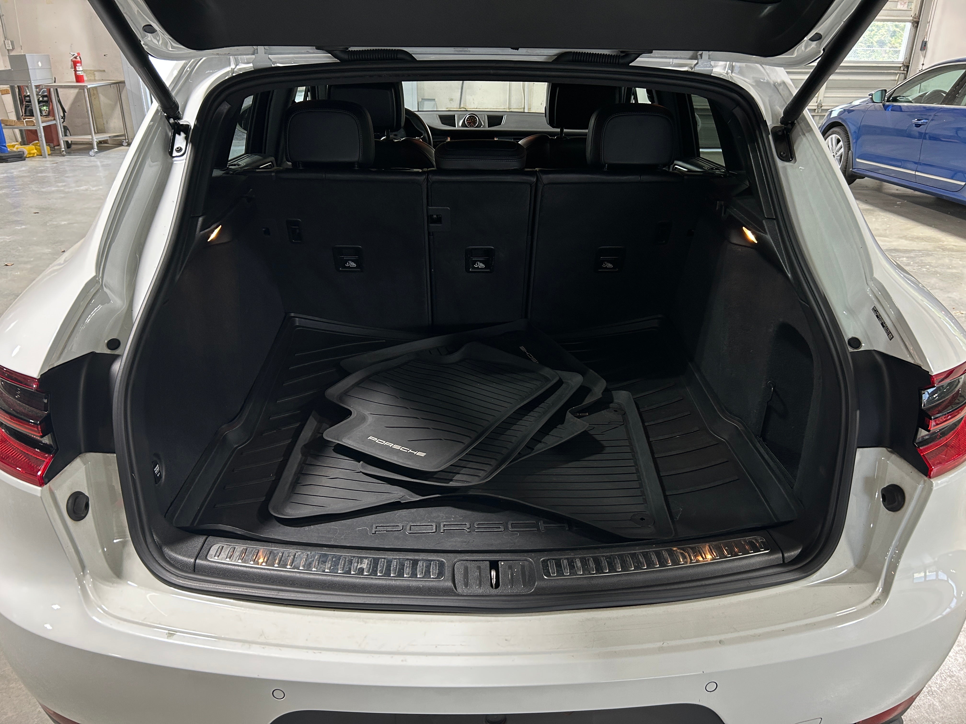 2015 Porsche Macan S 6