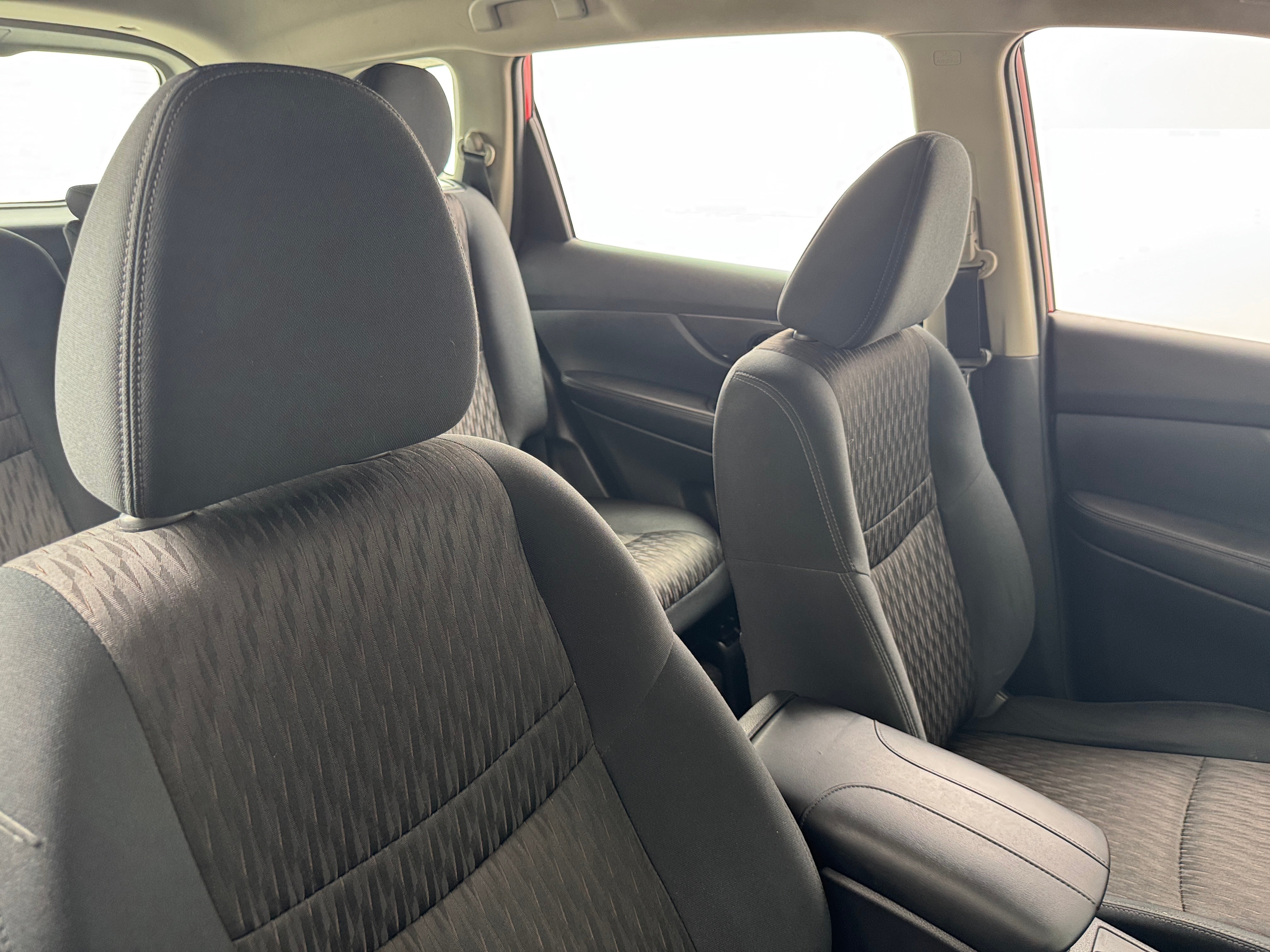 2017 Nissan Rogue S 2