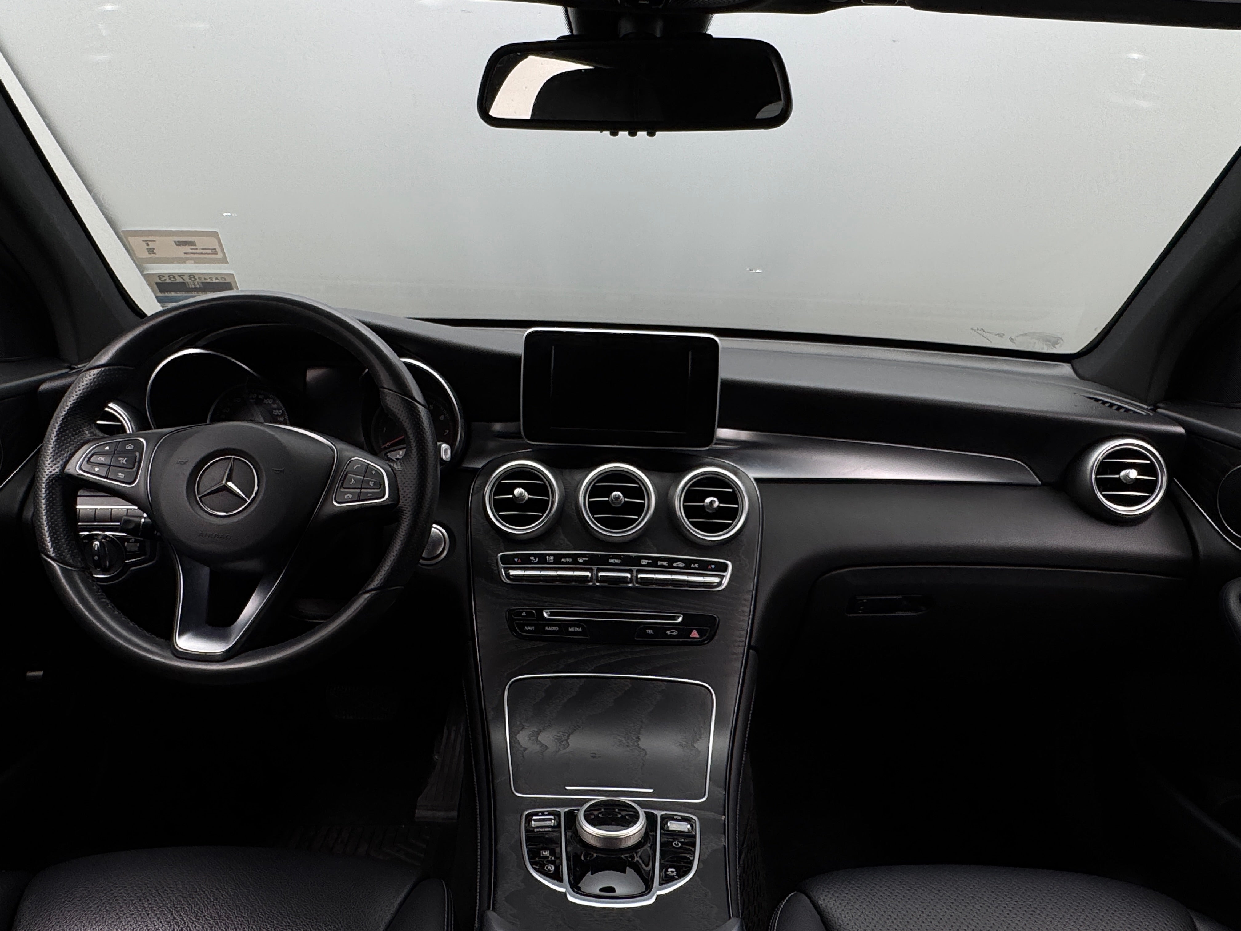 2018 Mercedes-Benz GLC 300 2