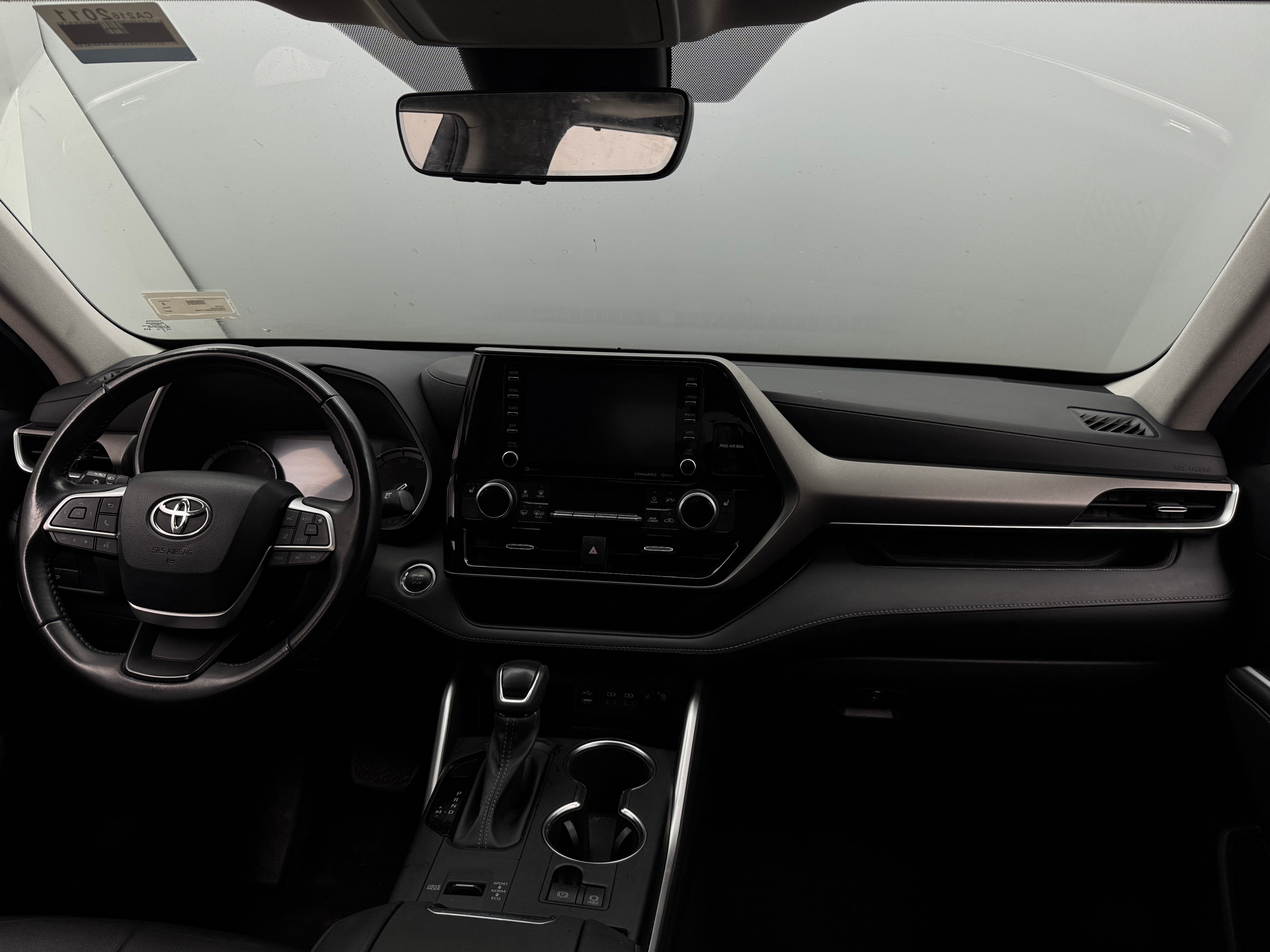 2022 Toyota Highlander XLE 2