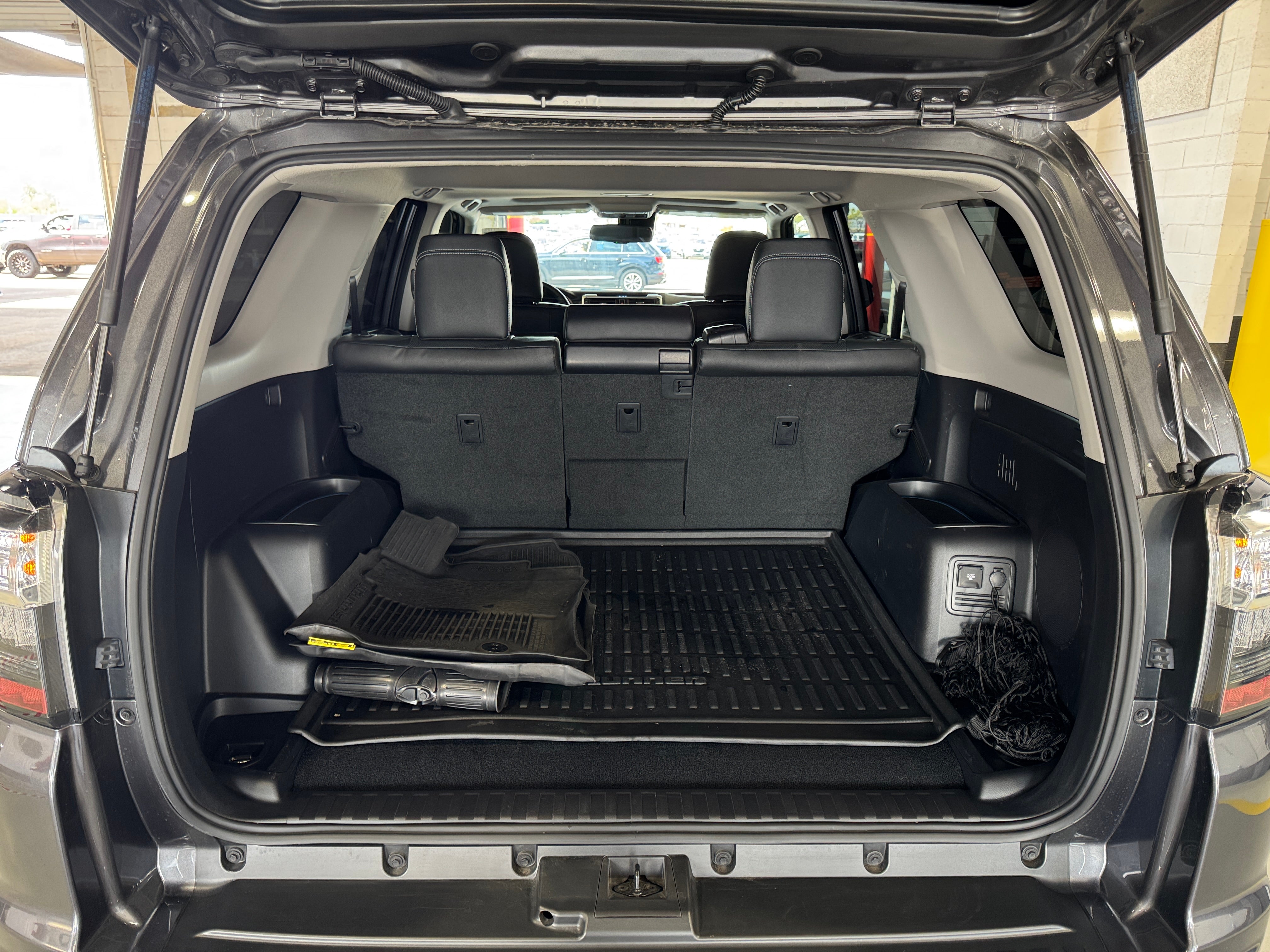 2023 Toyota 4Runner Limited 6