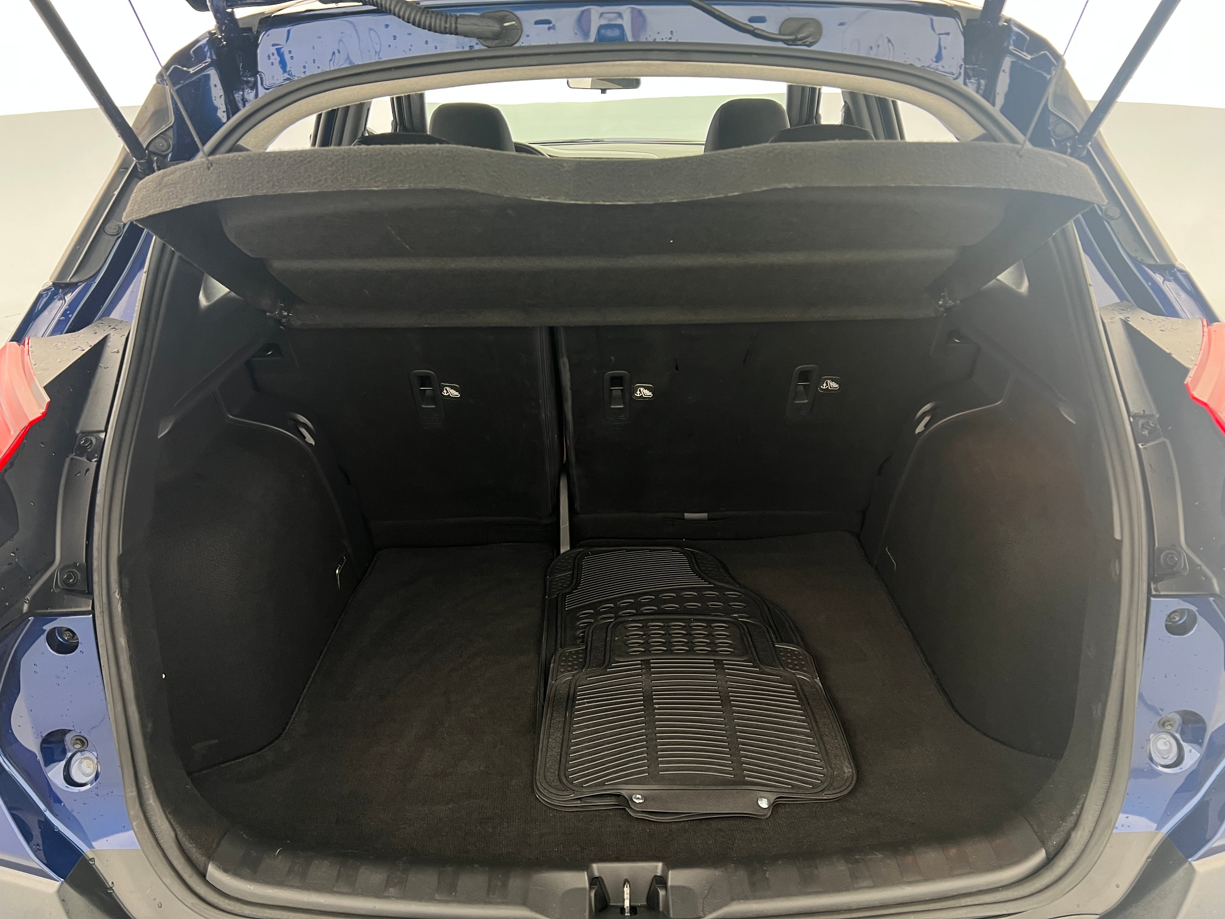 2018 Nissan Kicks SR 7