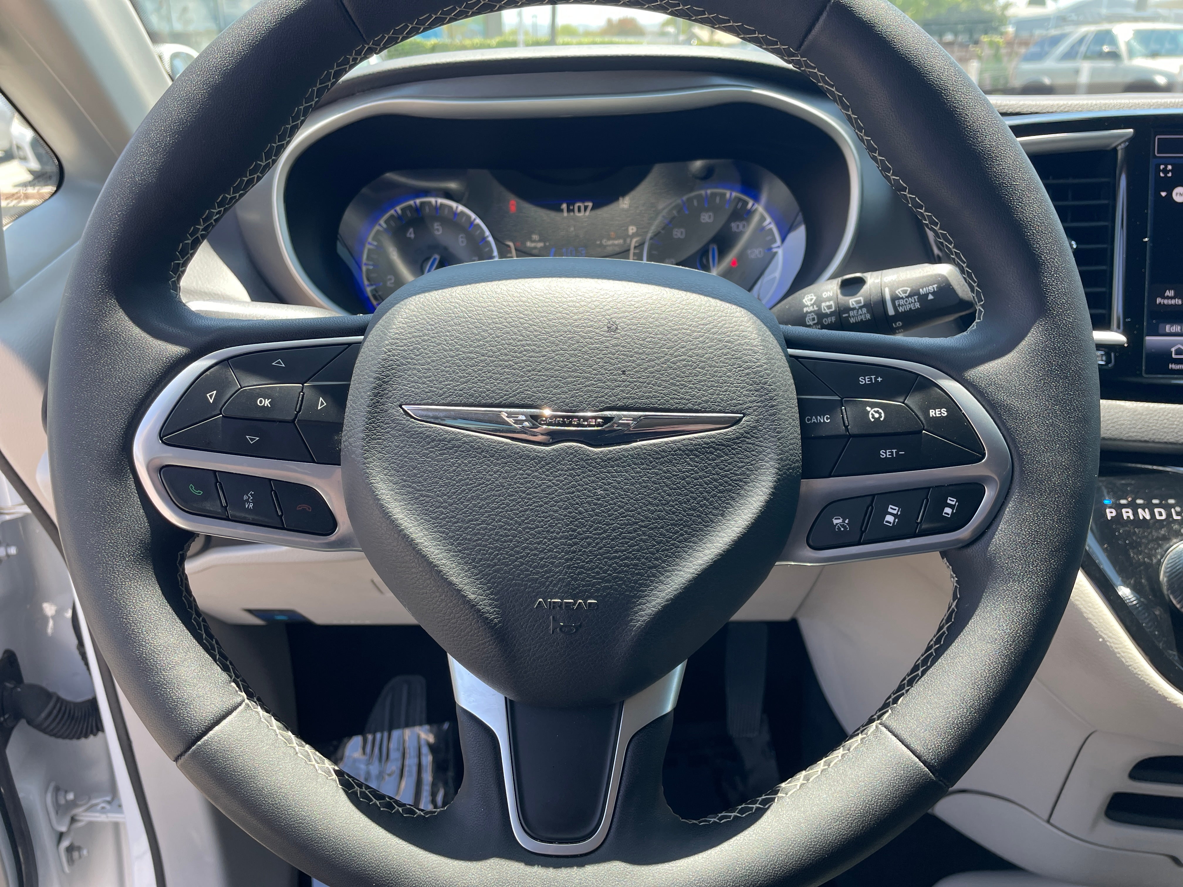 2024 Chrysler Pacifica Touring L 5