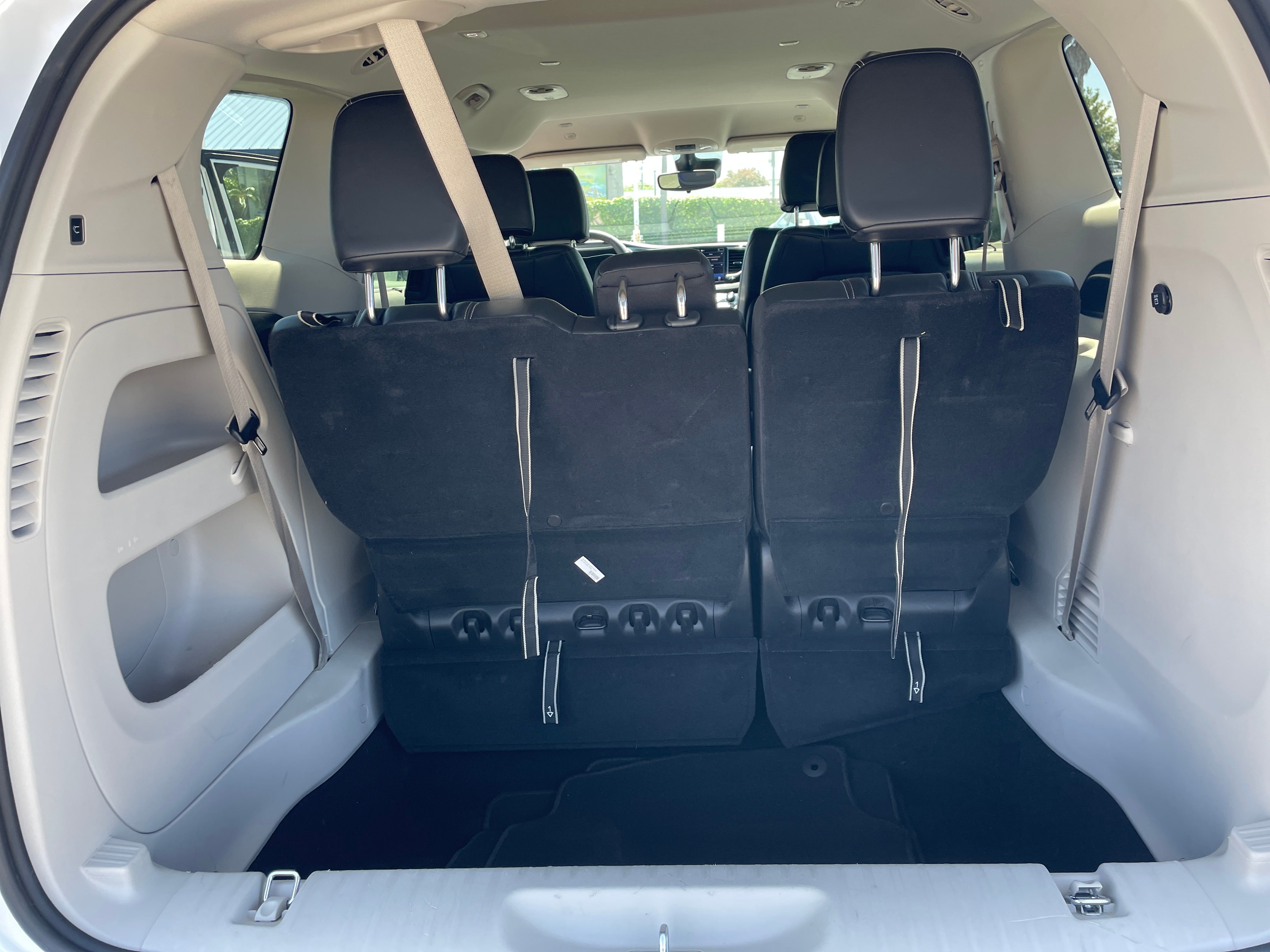 2024 Chrysler Pacifica Touring L 6