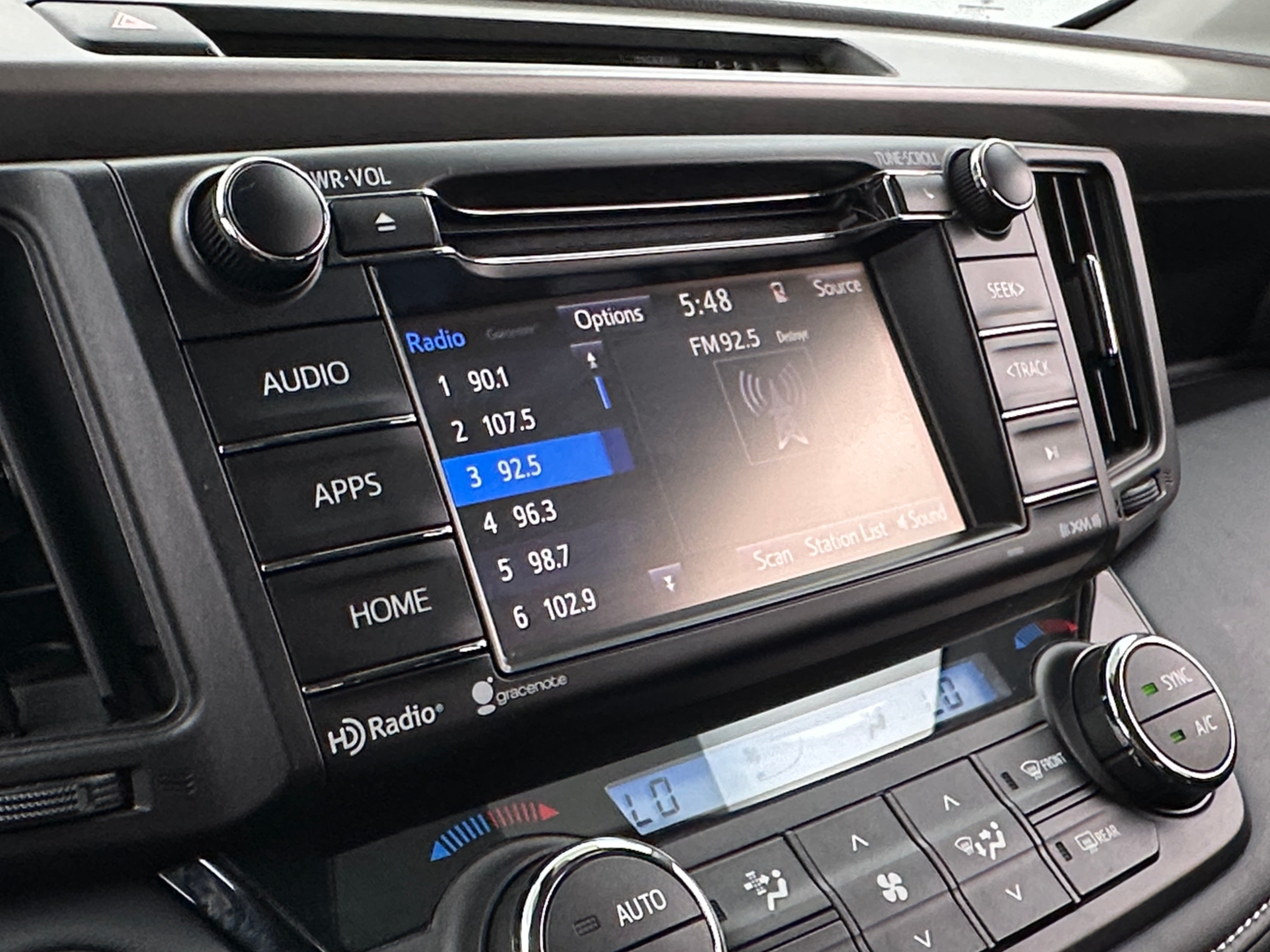 2018 Toyota RAV4 XLE 4