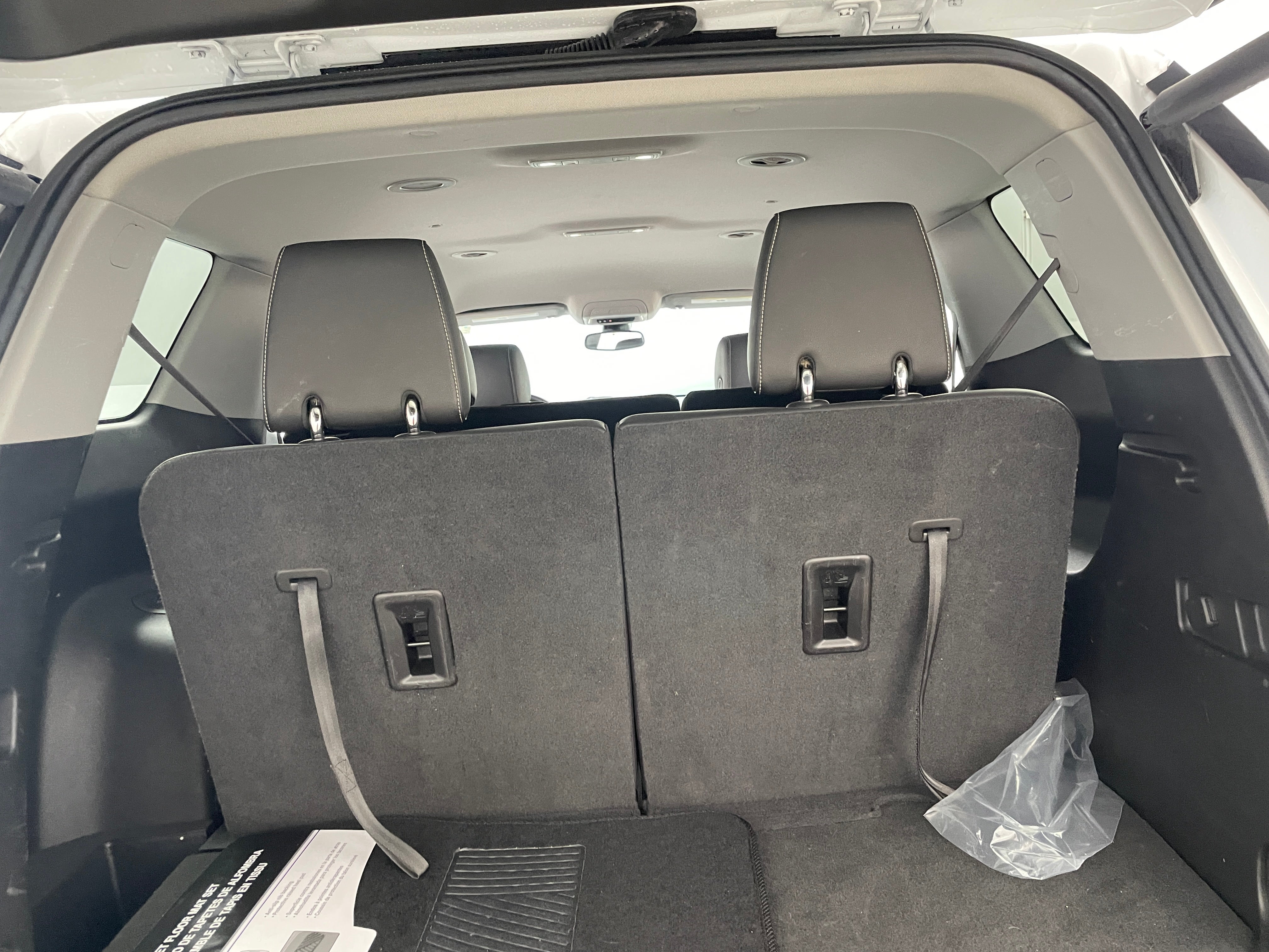 2023 GMC Acadia SLT 7