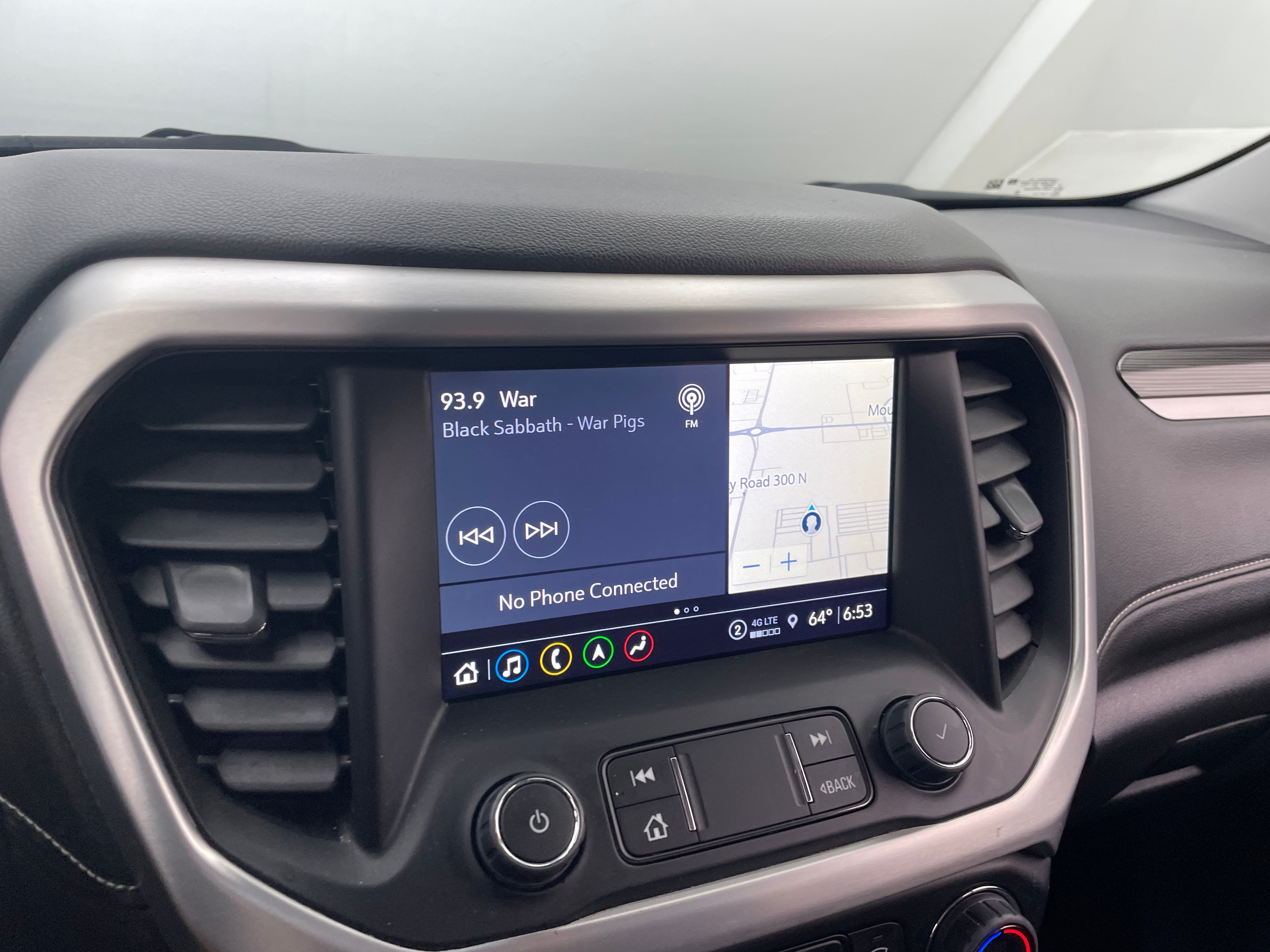 2023 GMC Acadia SLT 4