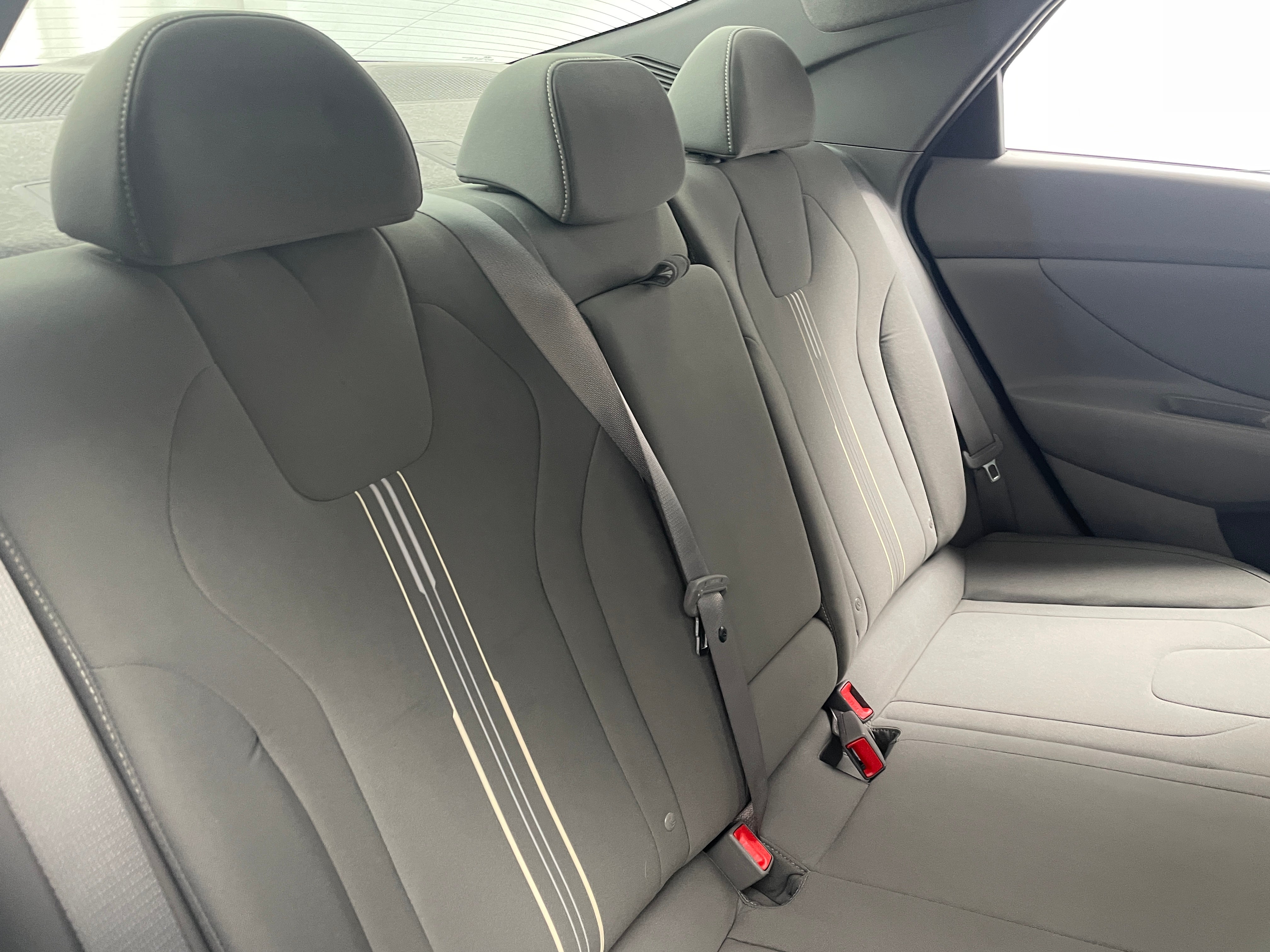 2022 Hyundai Elantra SEL 6