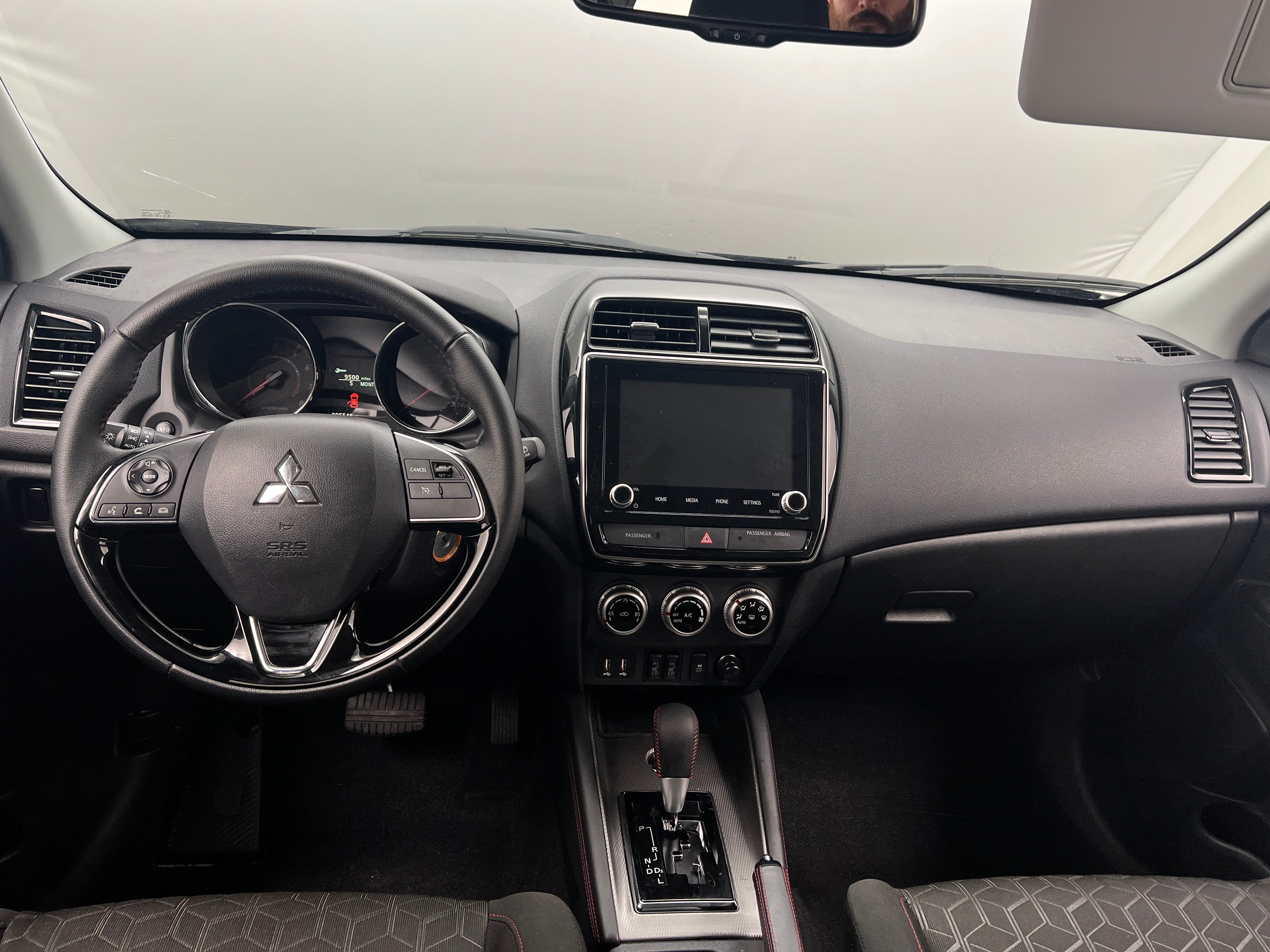 2024 Mitsubishi Outlander Sport LE 3