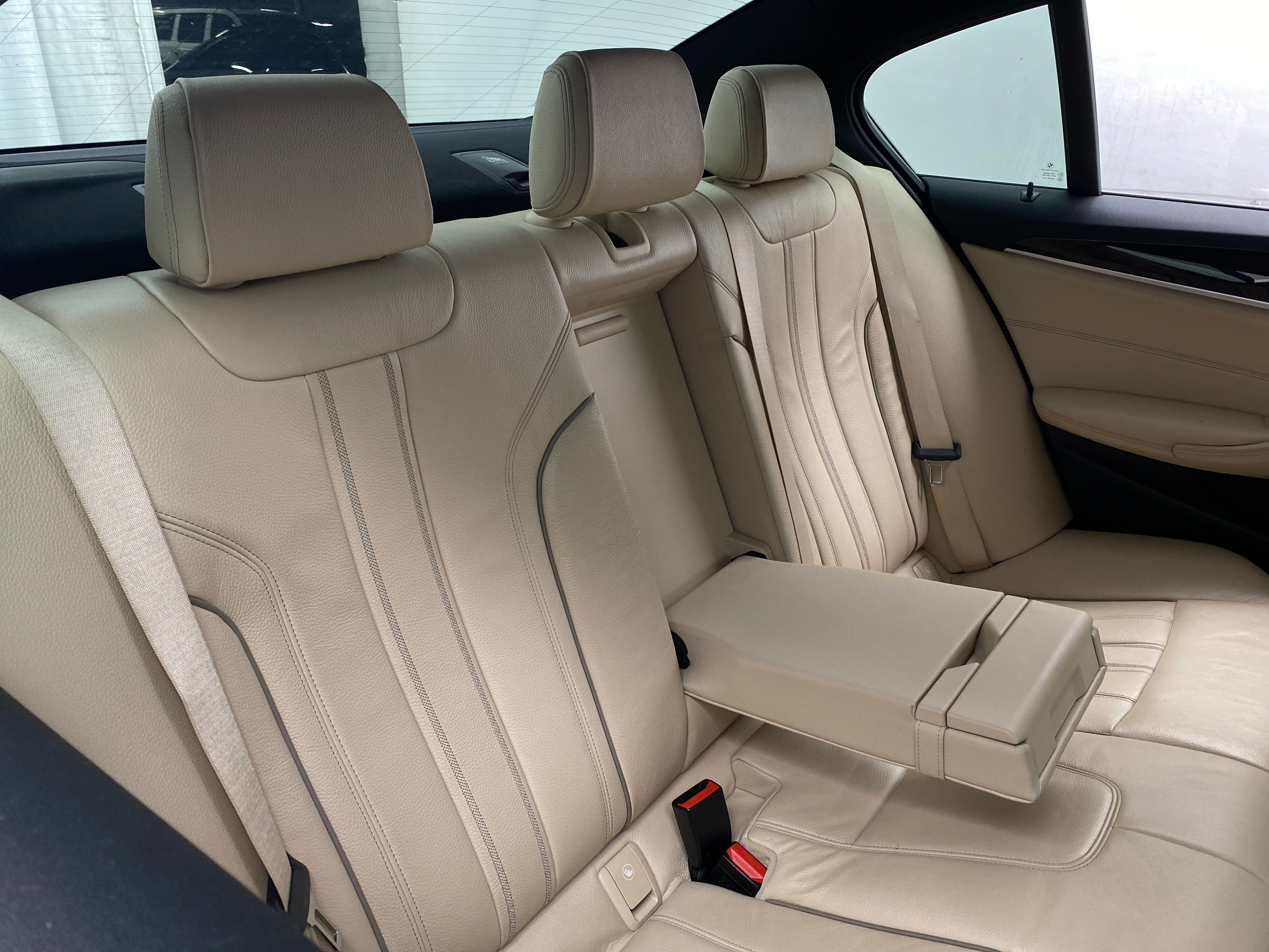 2017 BMW 5 Series 530i xDrive 5