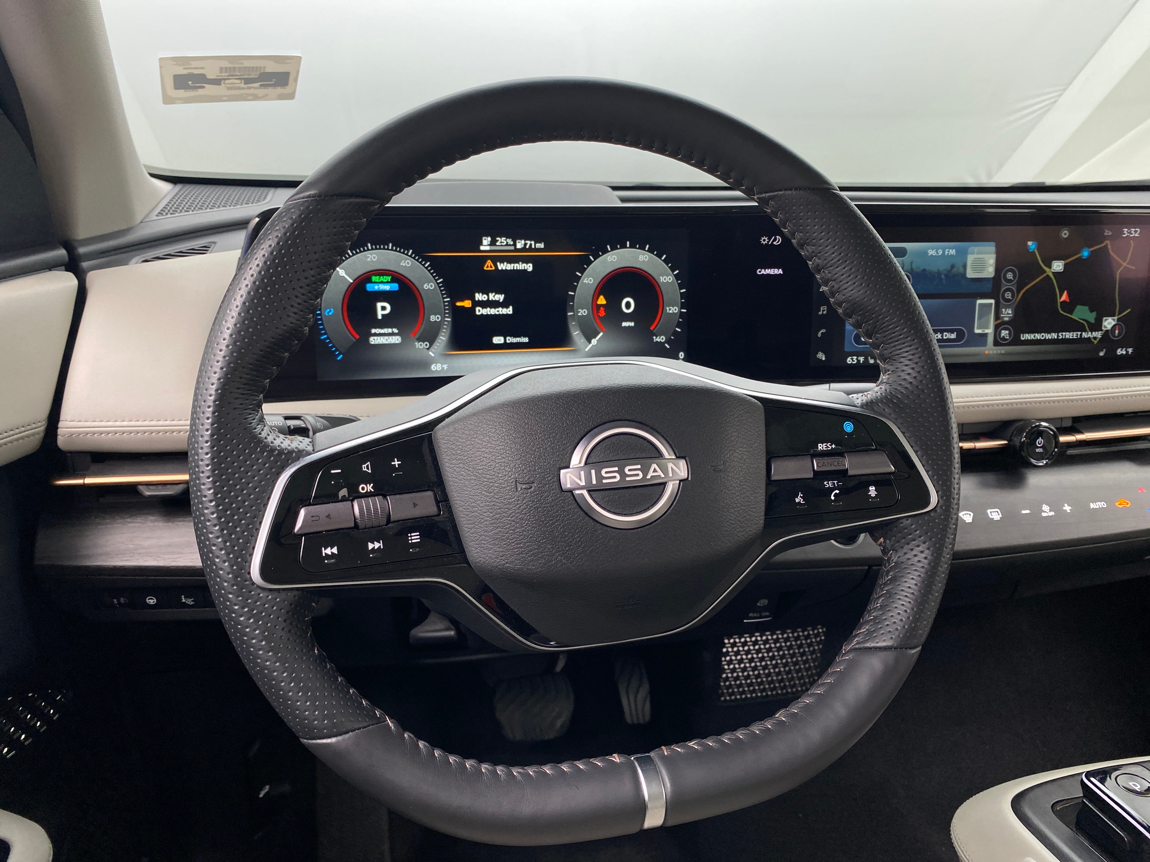 2023 Nissan Ariya Evolve+ 4