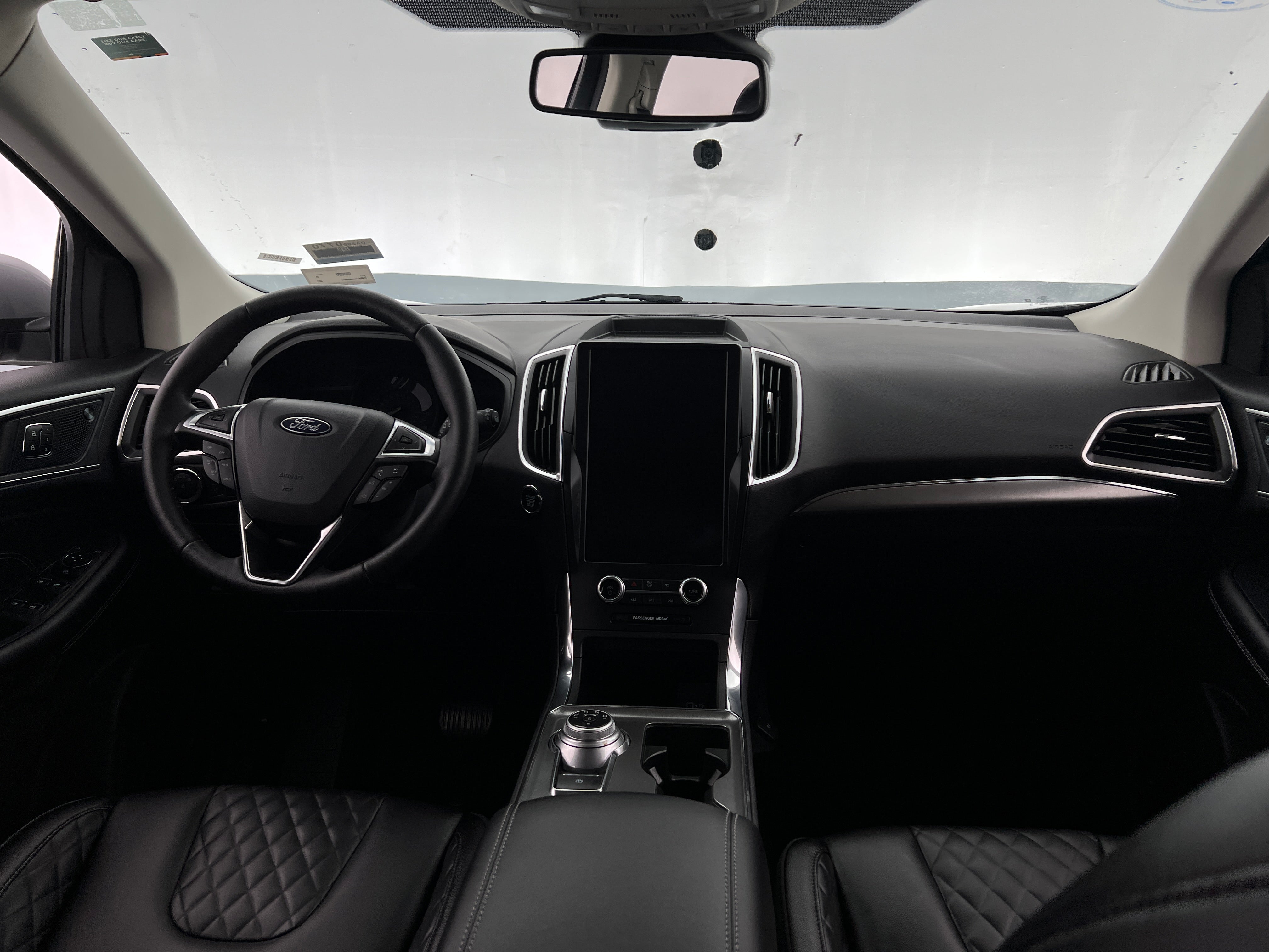 2024 Ford Edge Titanium 2