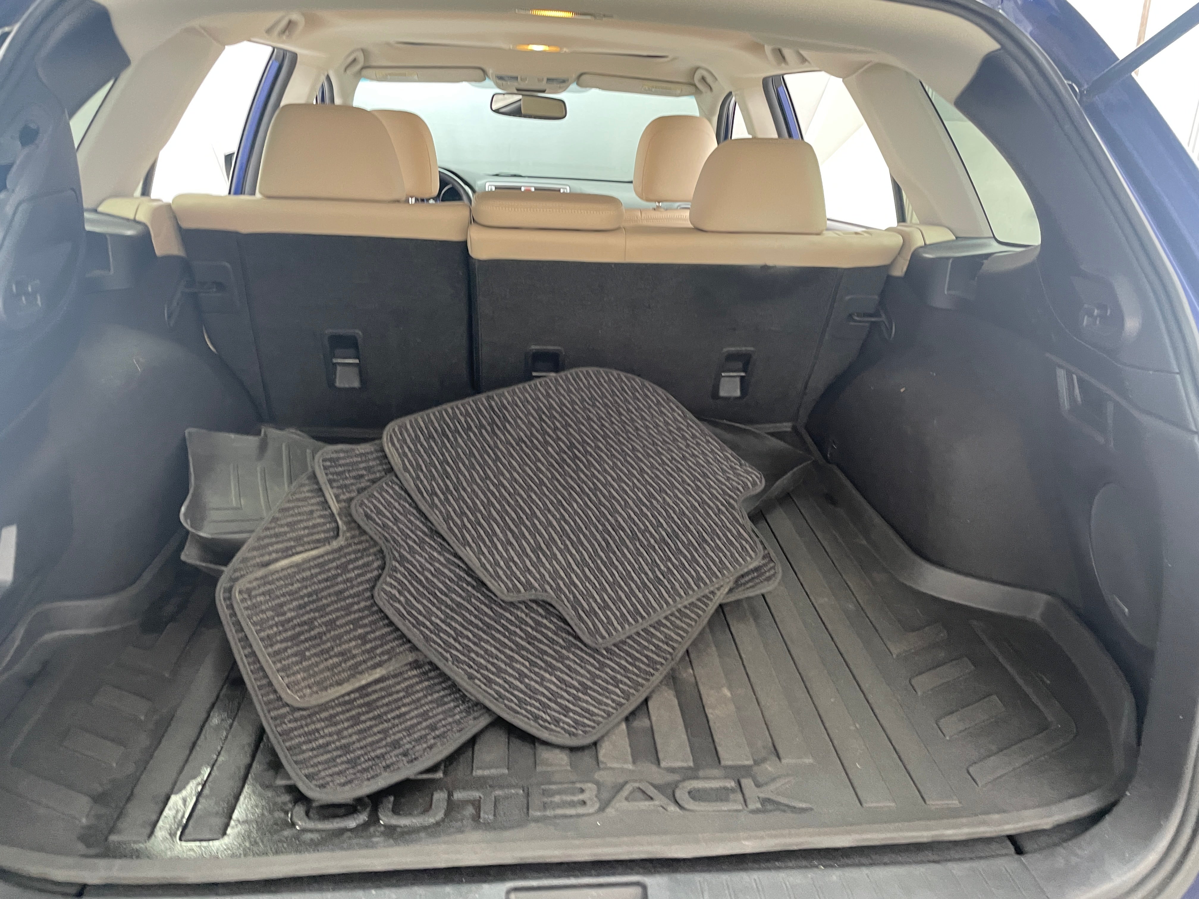 2015 Subaru Outback 3.6R Limited 6