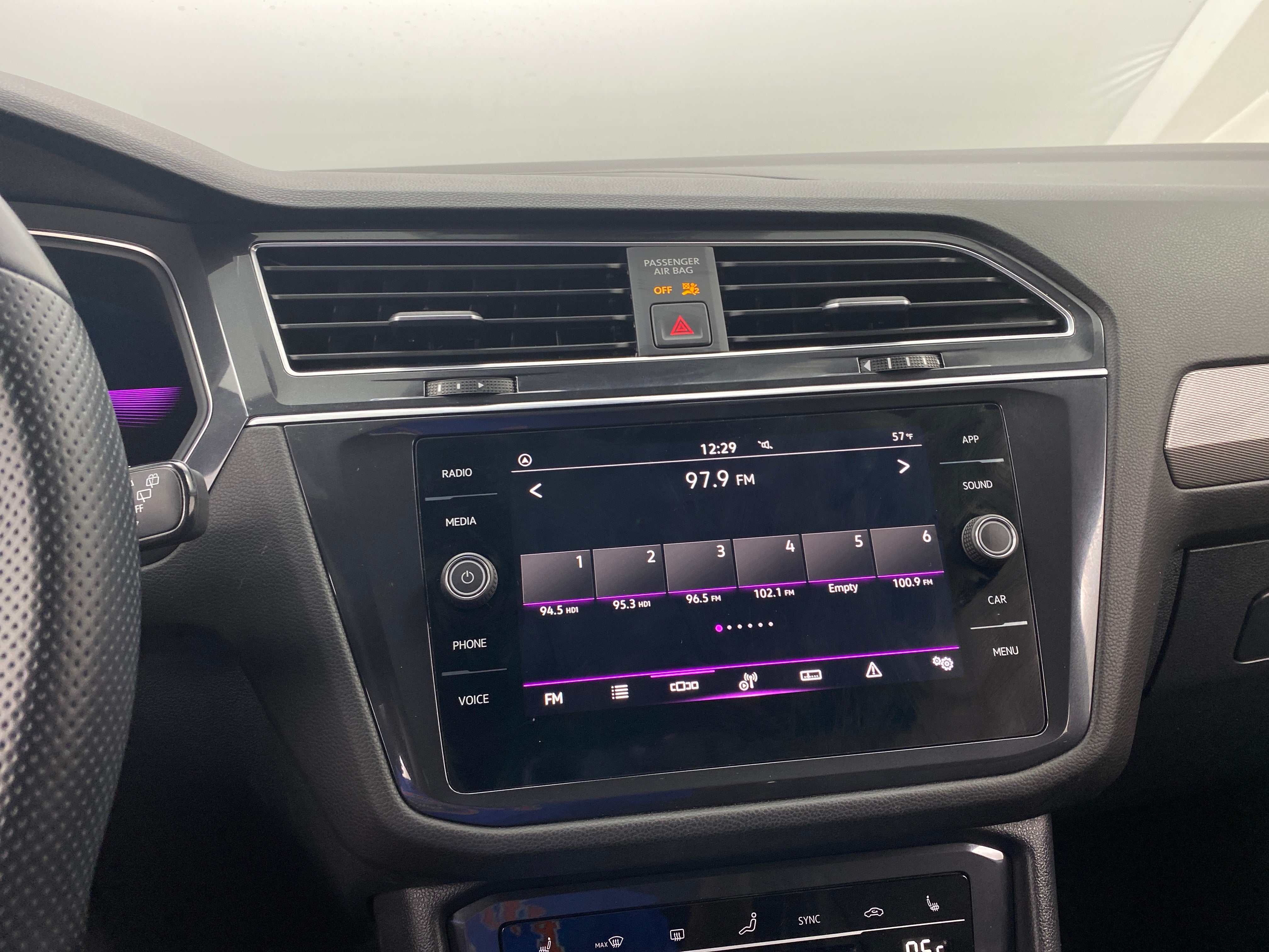 2022 Volkswagen Tiguan SE R-Line Black 3