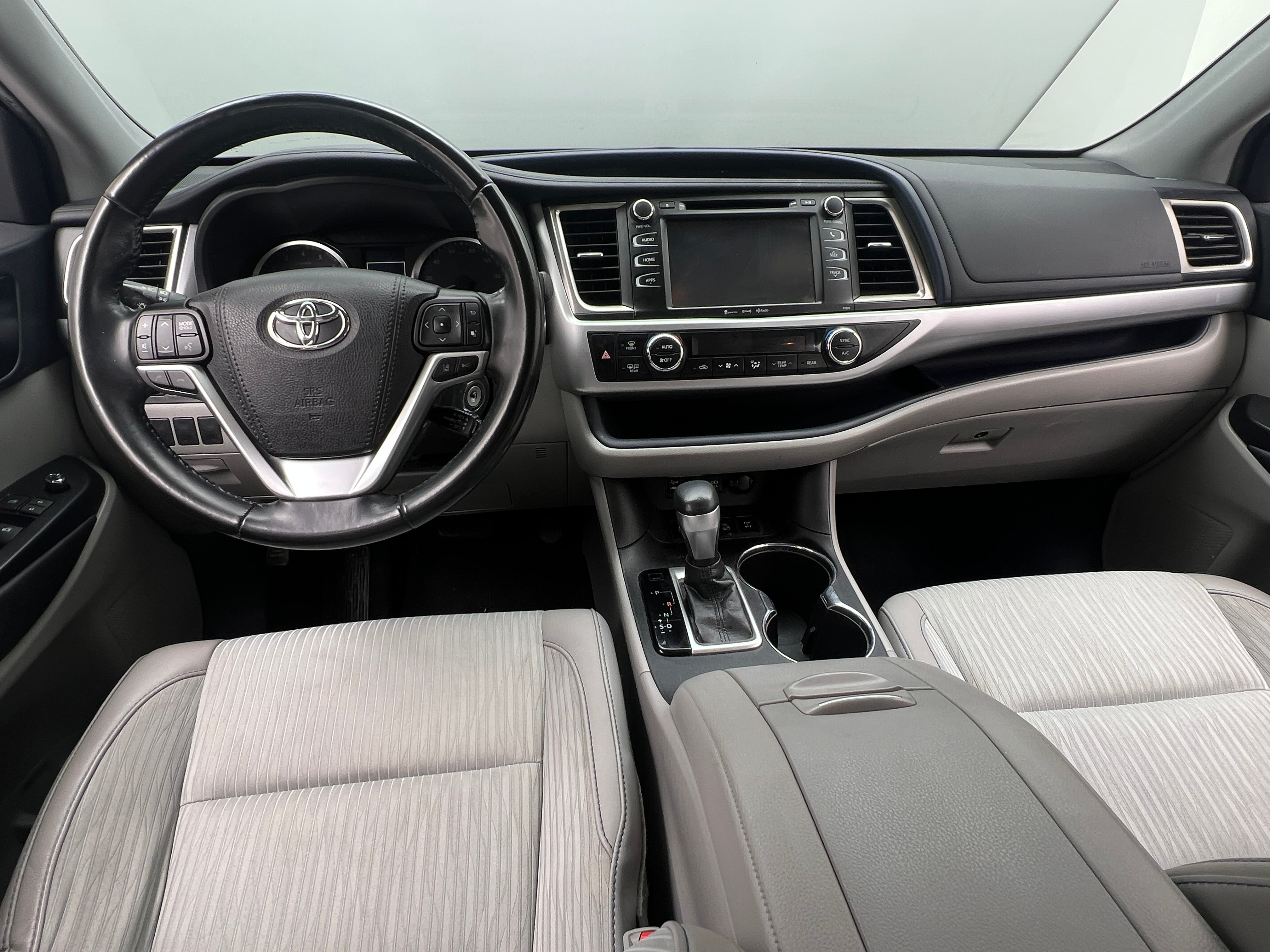 2019 Toyota Highlander Plus 3