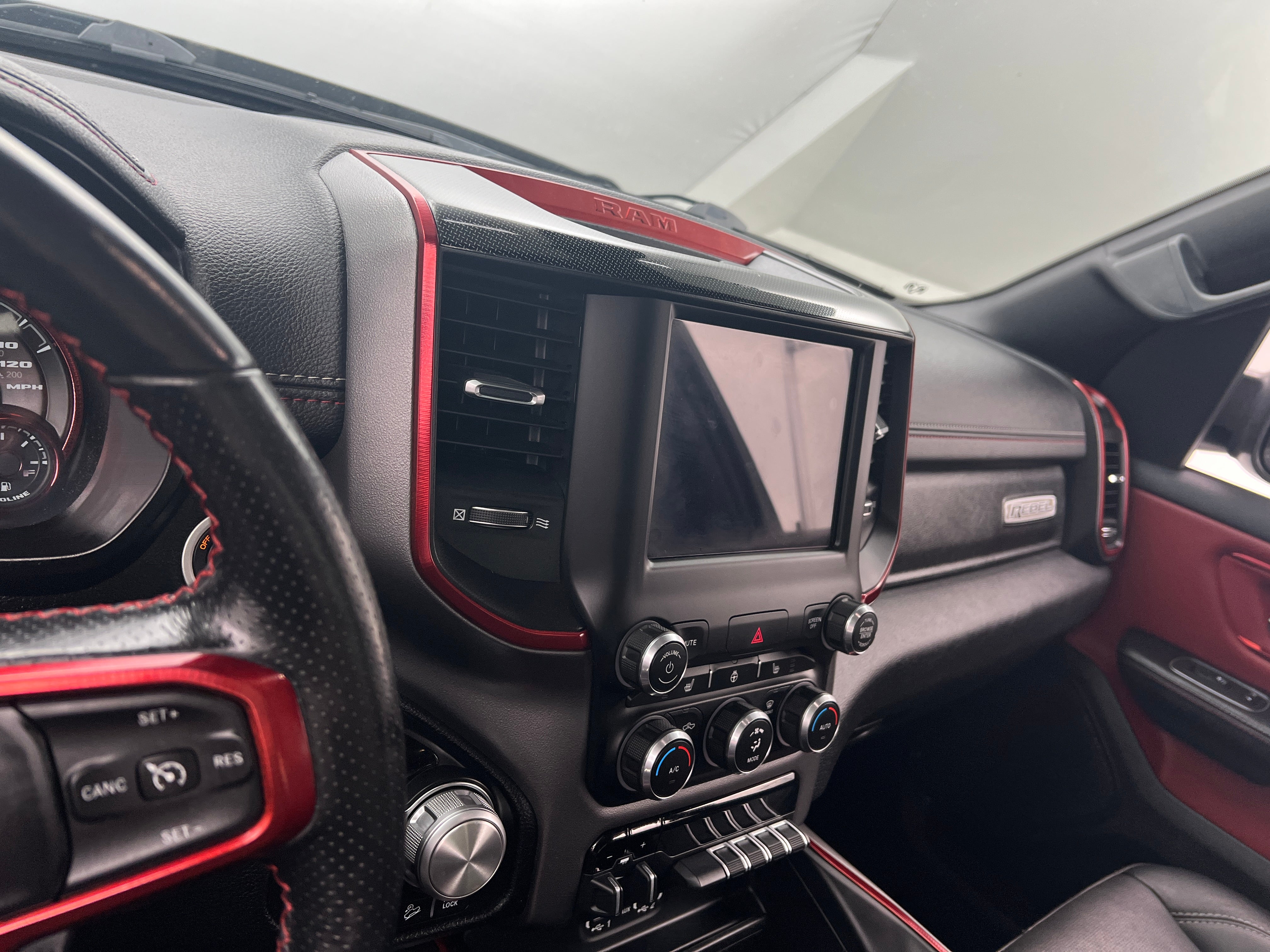 2020 RAM 1500 Rebel 4