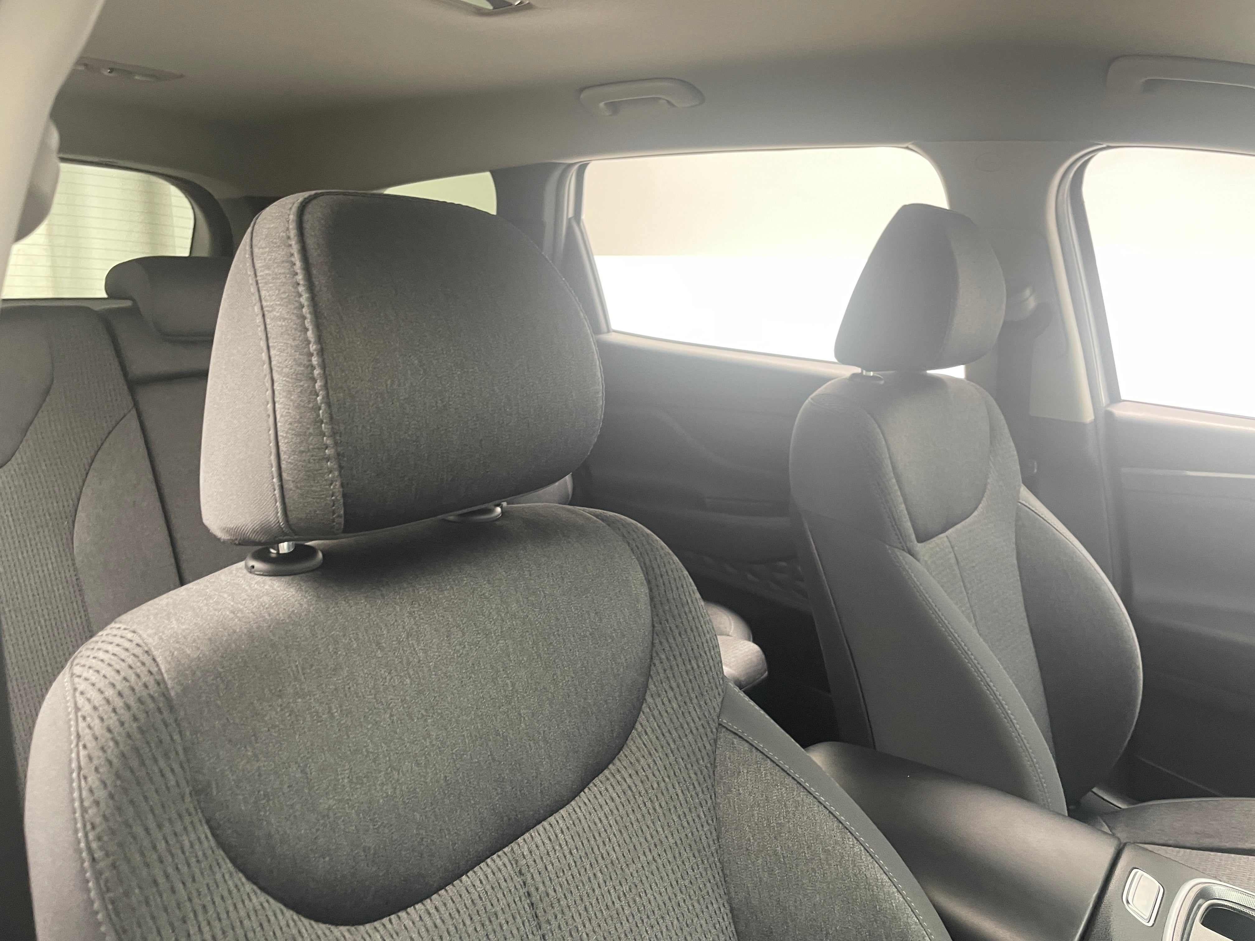 2023 Hyundai Santa Fe SEL 2