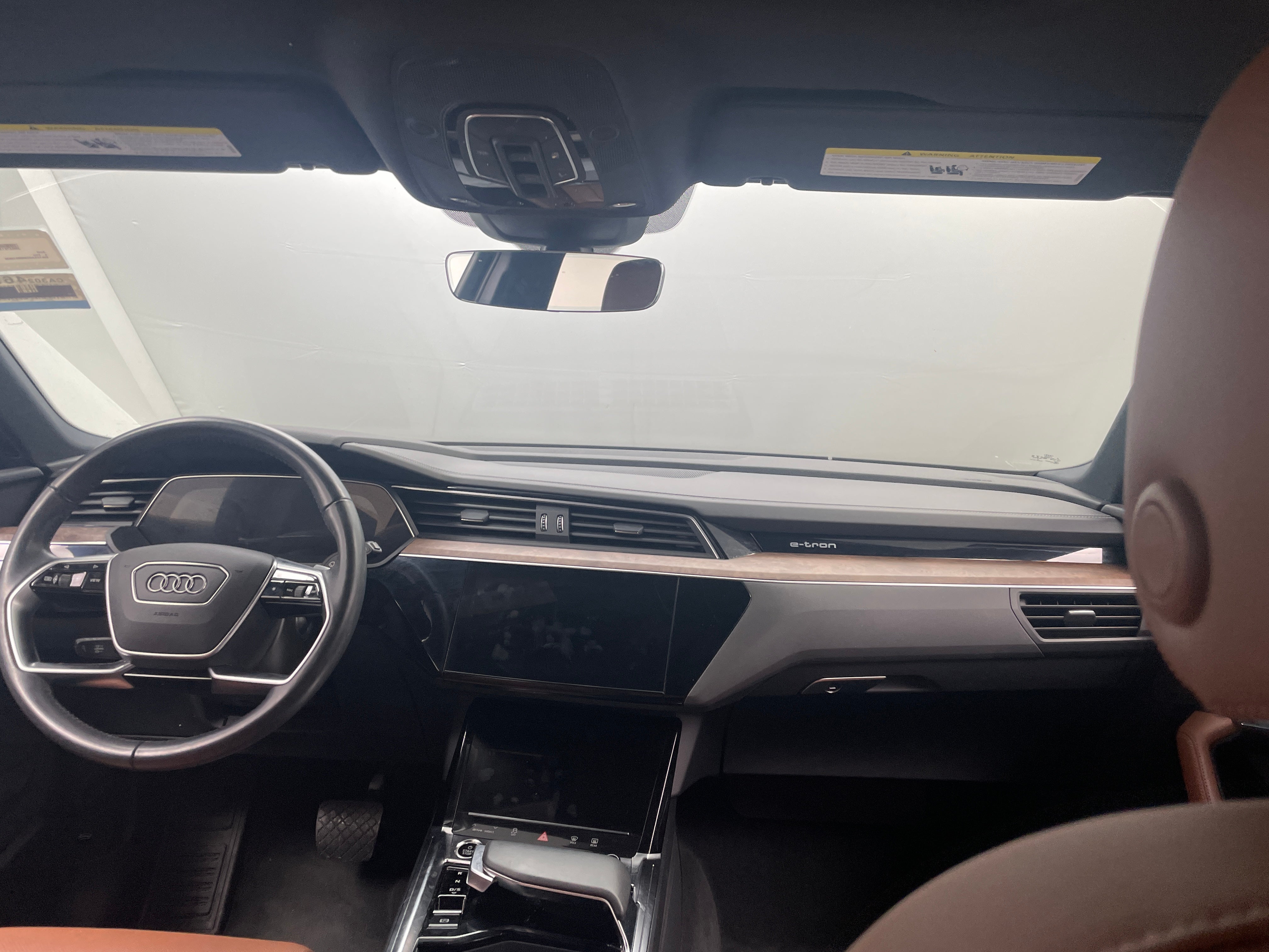 2021 Audi e-tron Prestige 2