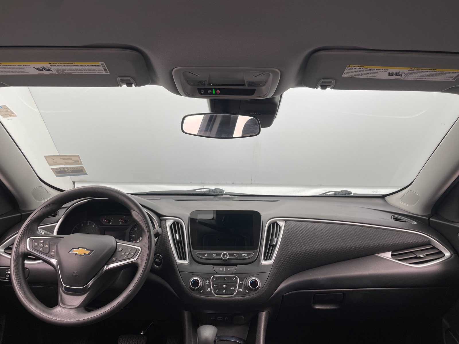 Thumbnail: 2023 Chevrolet Malibu - 3