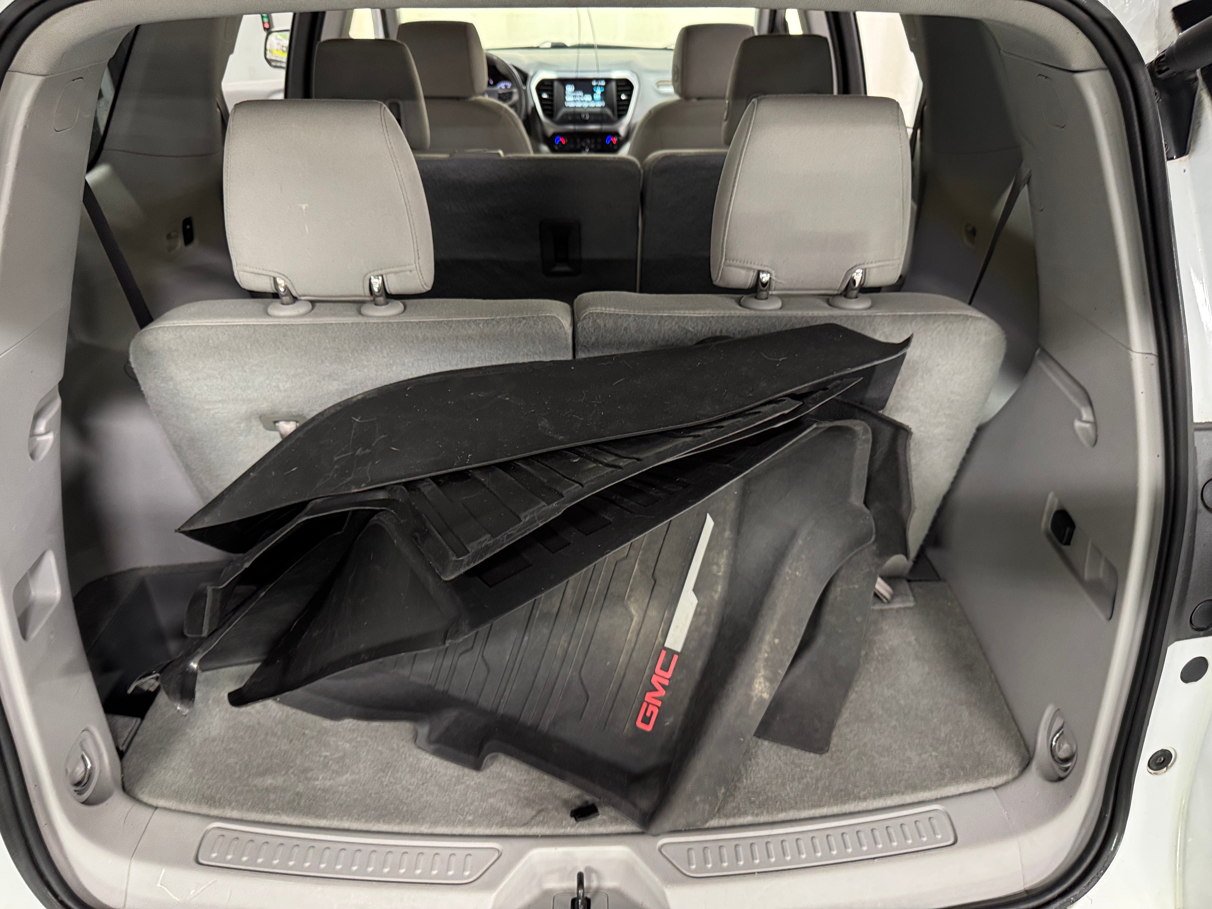 2017 GMC Acadia SLE 7