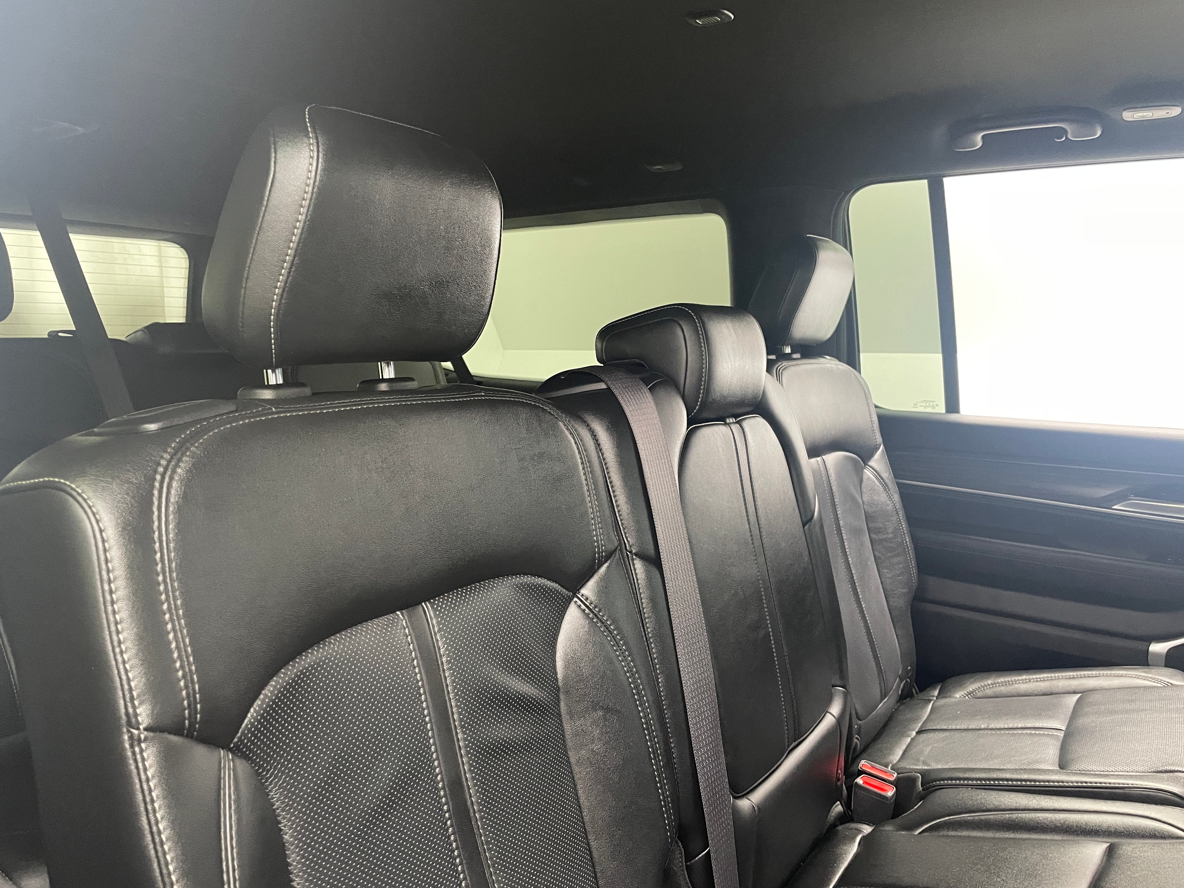 2023 Jeep Wagoneer Series II 5