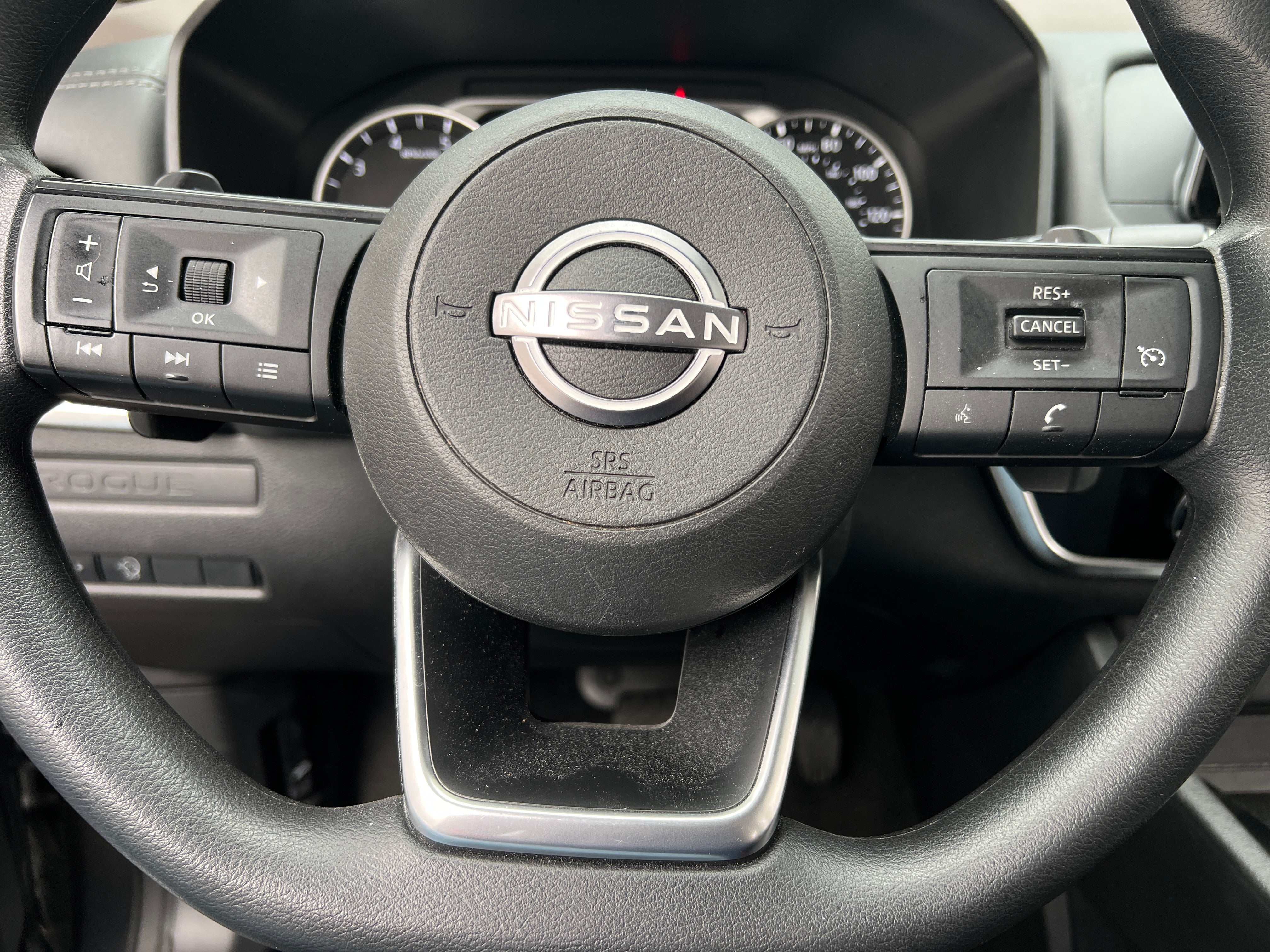 2023 Nissan Rogue S 5