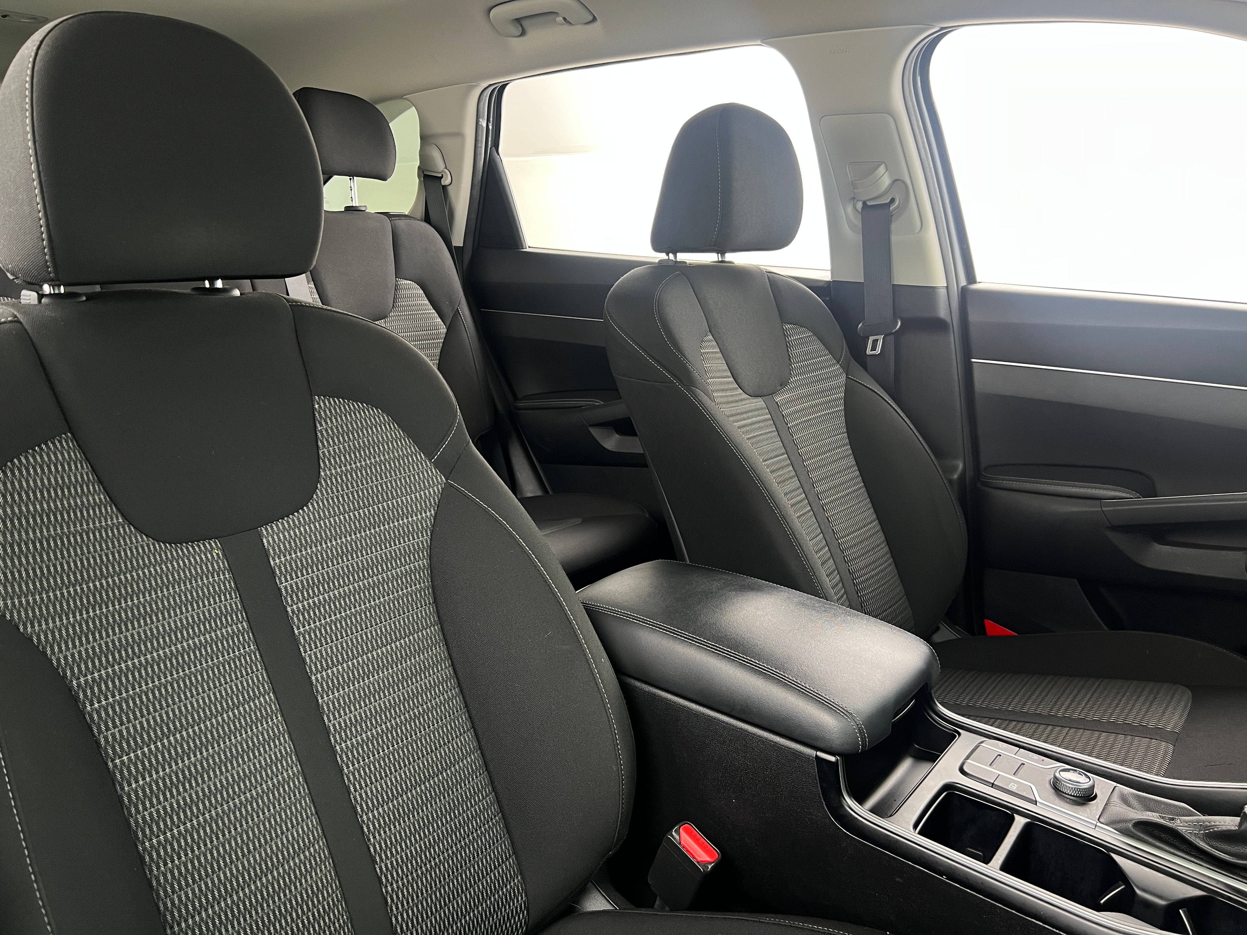 2022 Kia Sorento LX 2