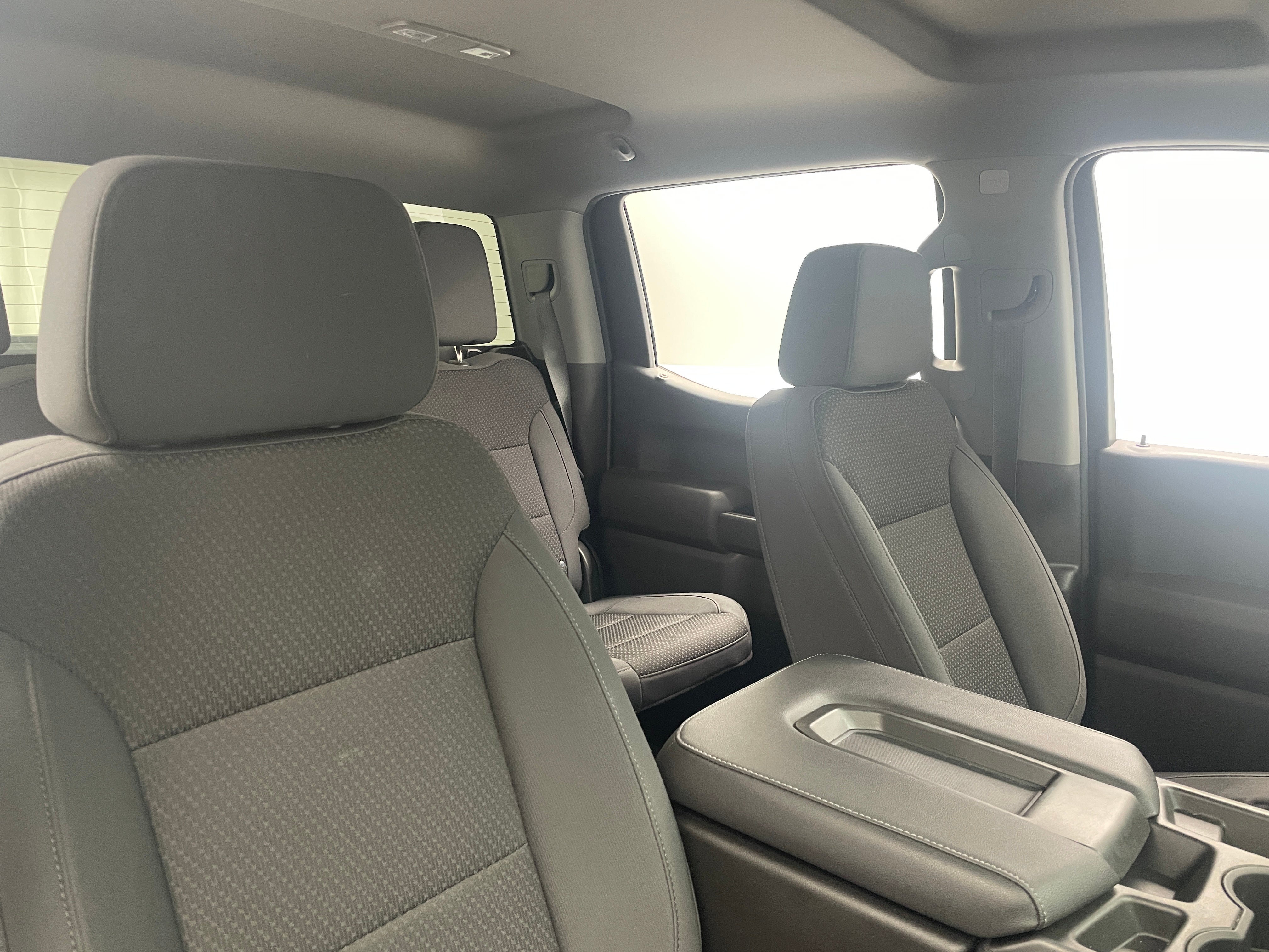 2021 Chevrolet Silverado 1500 Custom Trail Boss 2