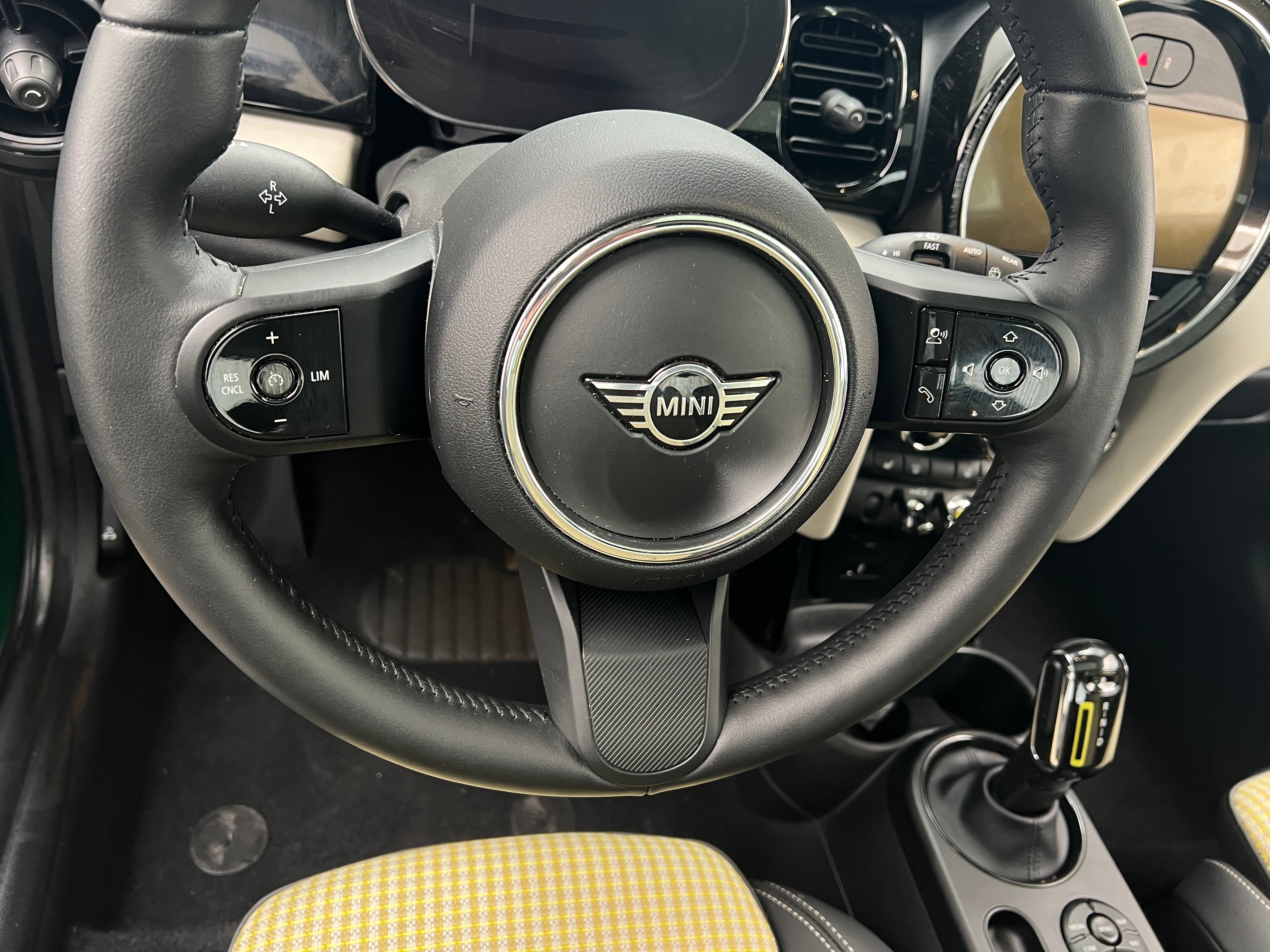 2023 MINI Cooper Hardtop SE 5