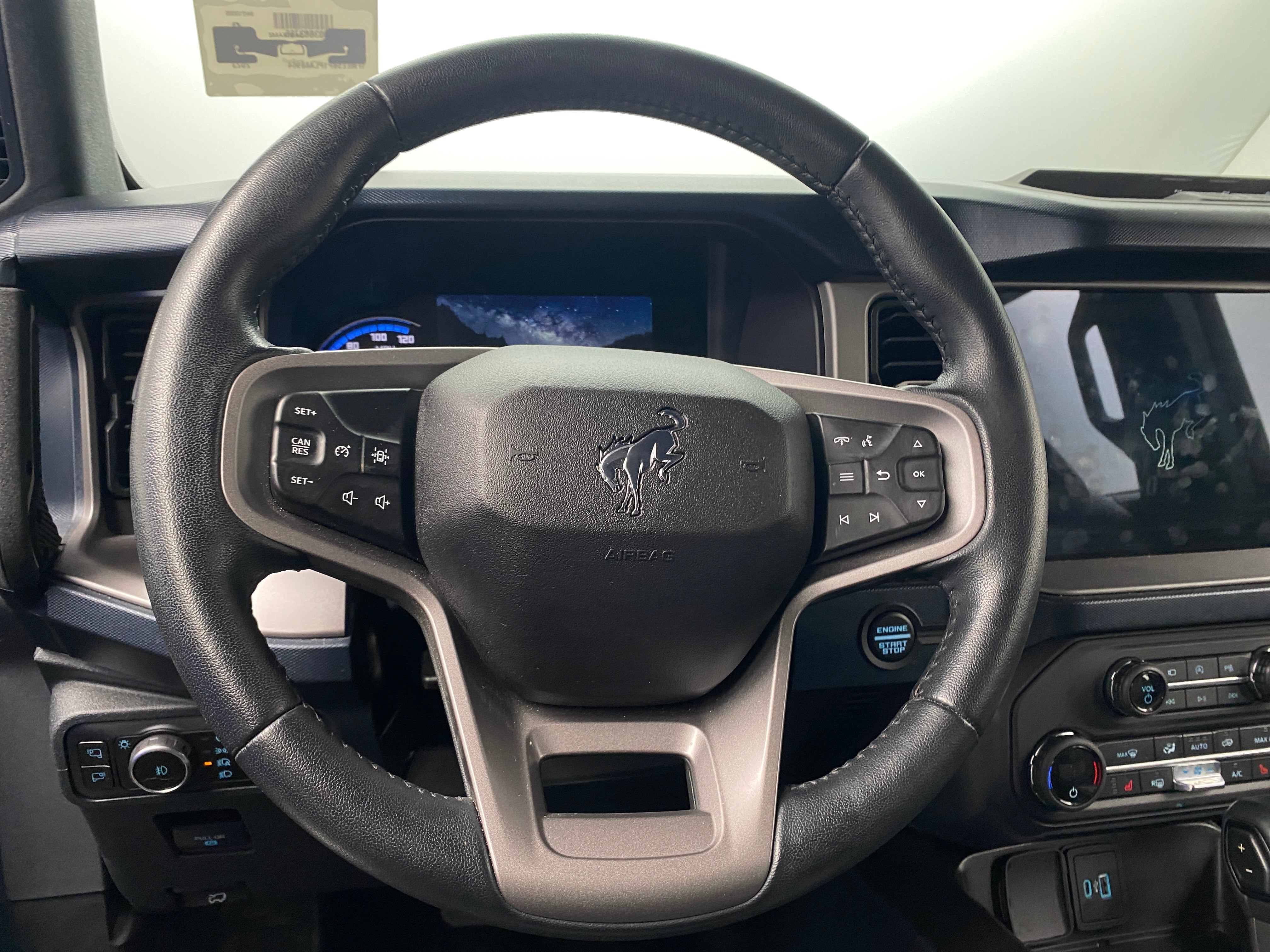 2023 Ford Bronco Outer Banks 4