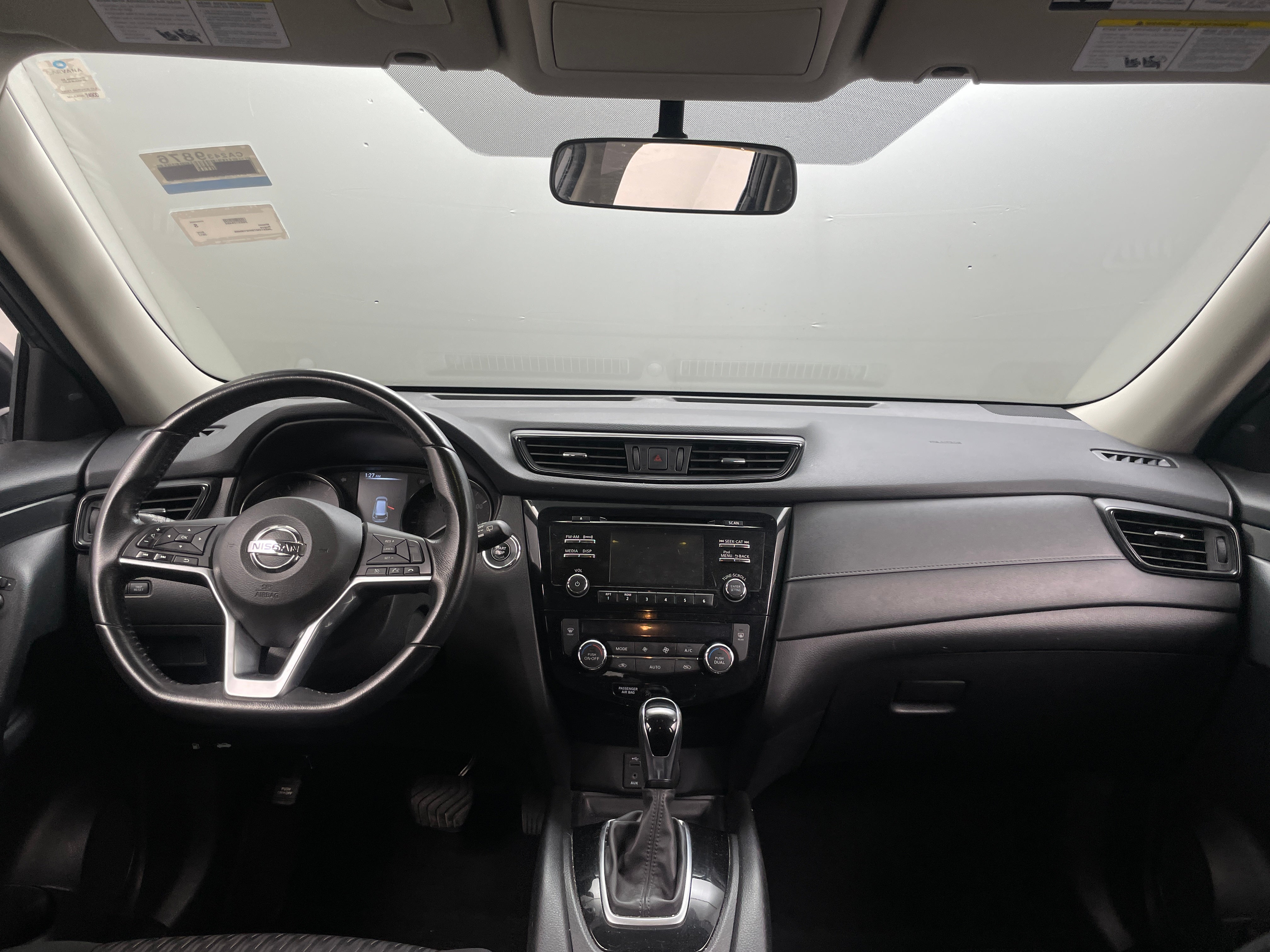 2017 Nissan Rogue SV 3