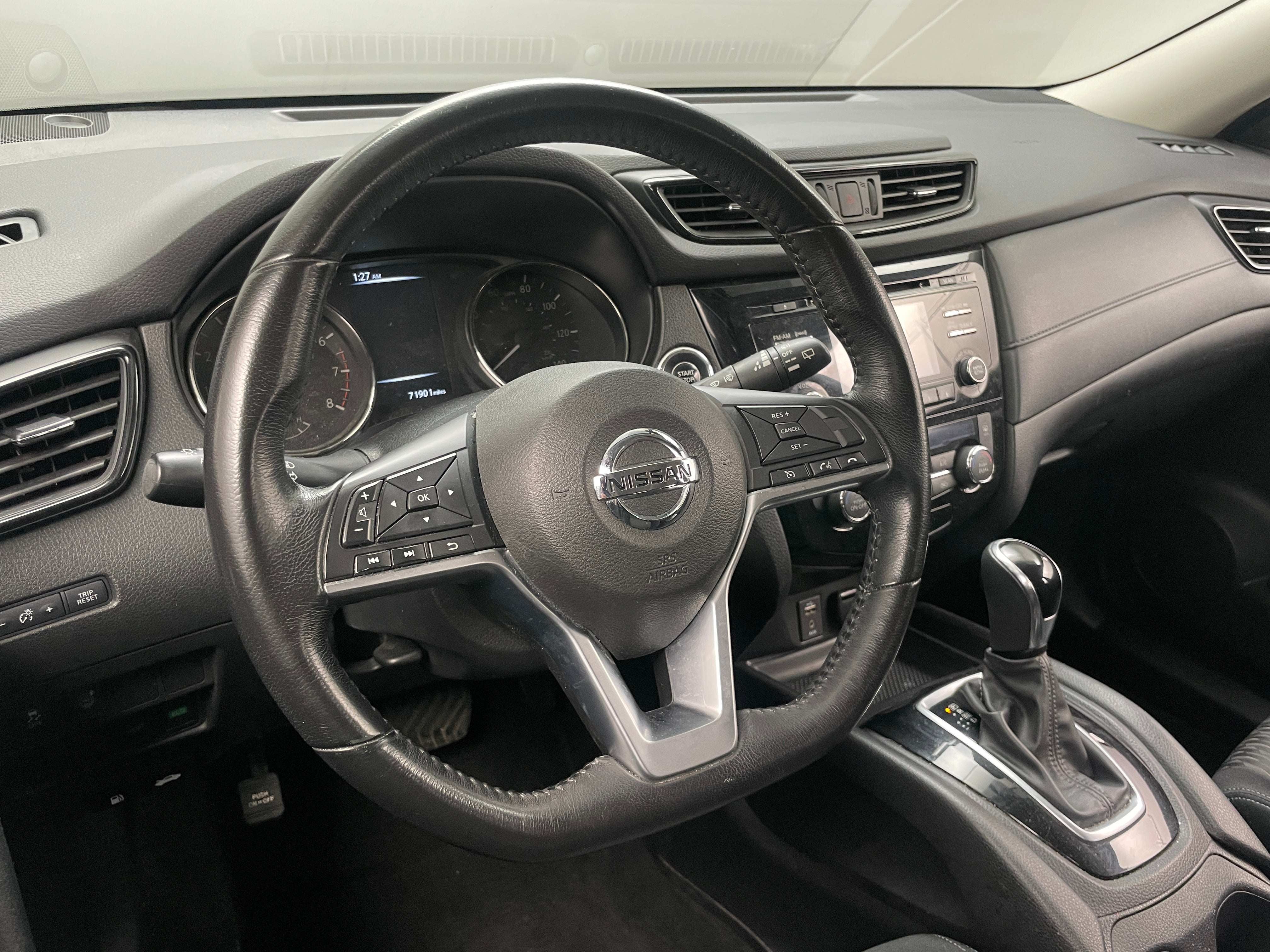 2017 Nissan Rogue SV 5
