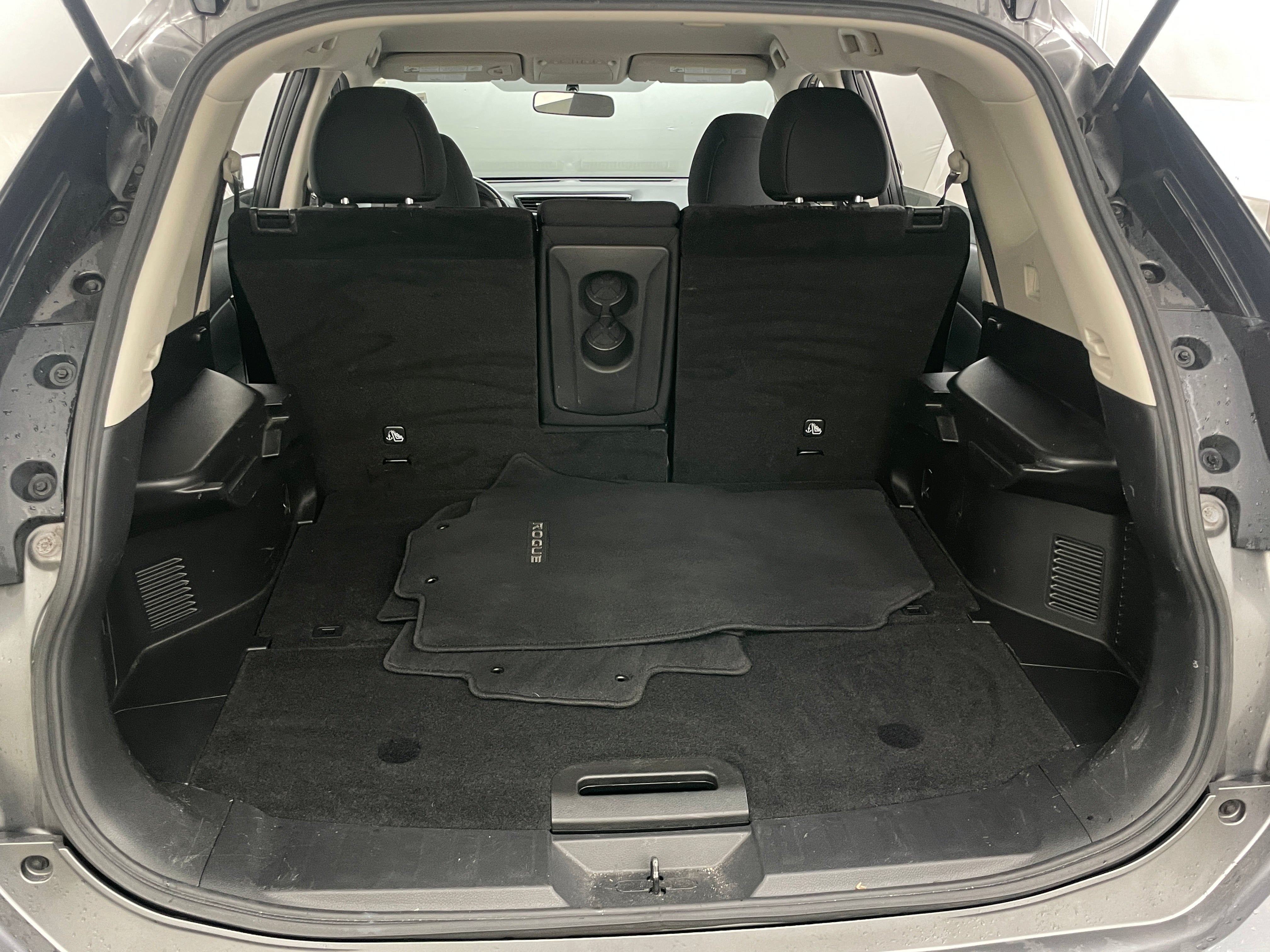 2017 Nissan Rogue SV 7